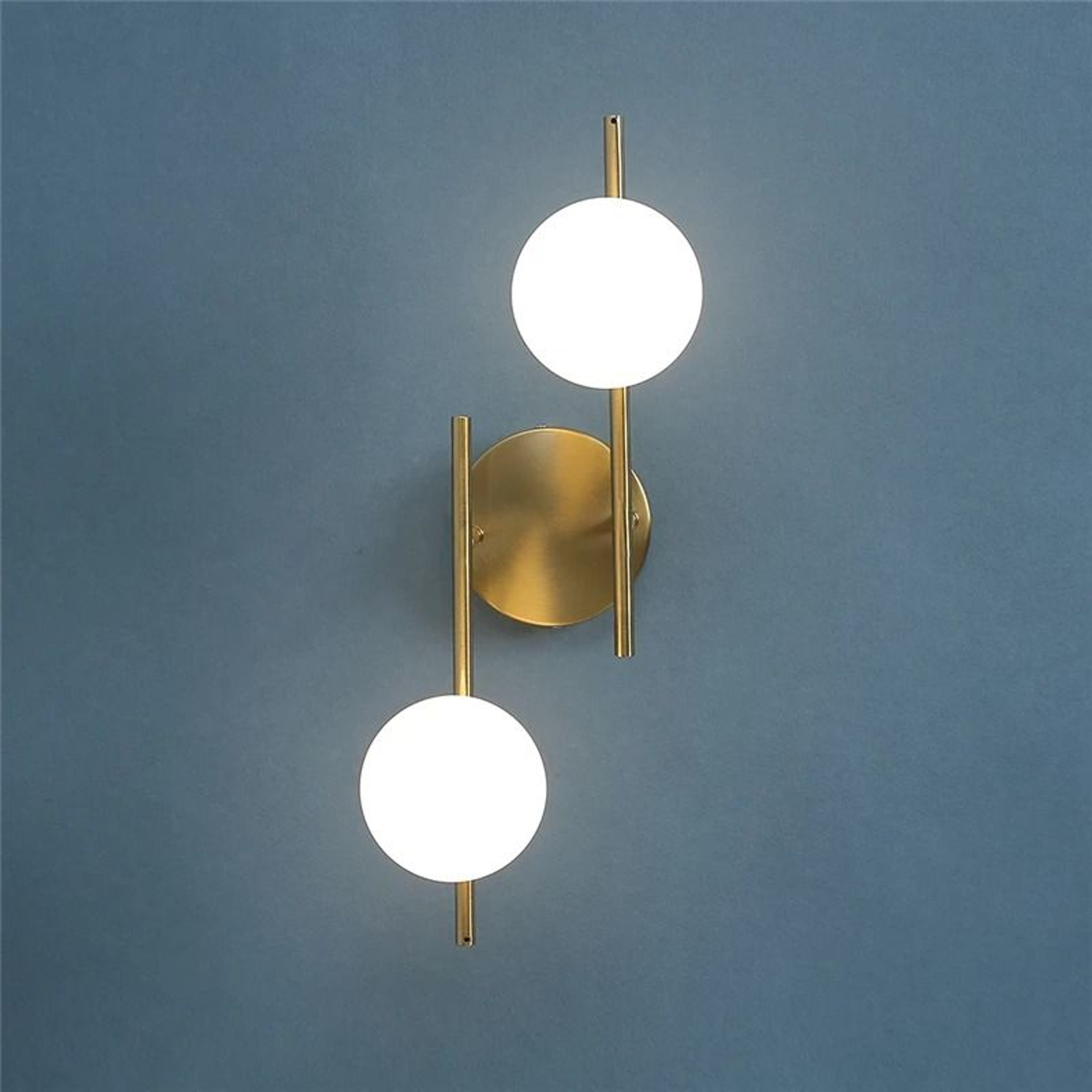 Modern Double Glass Ball LED Wall Lamp In Golden Finish 0