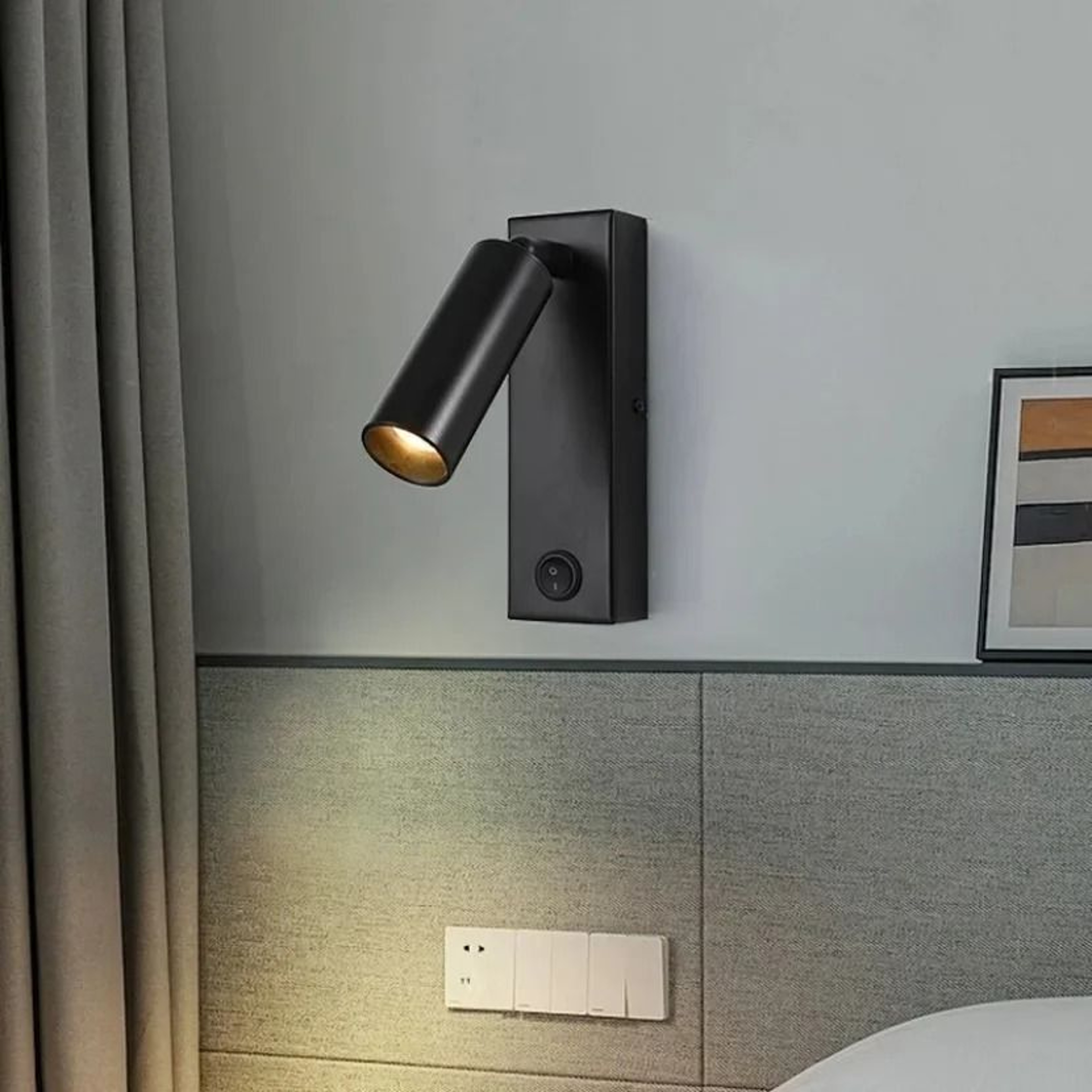 LED Bedside Wall Mounted Reading Light With USB Charging Port And Rotatable Spotlight 1