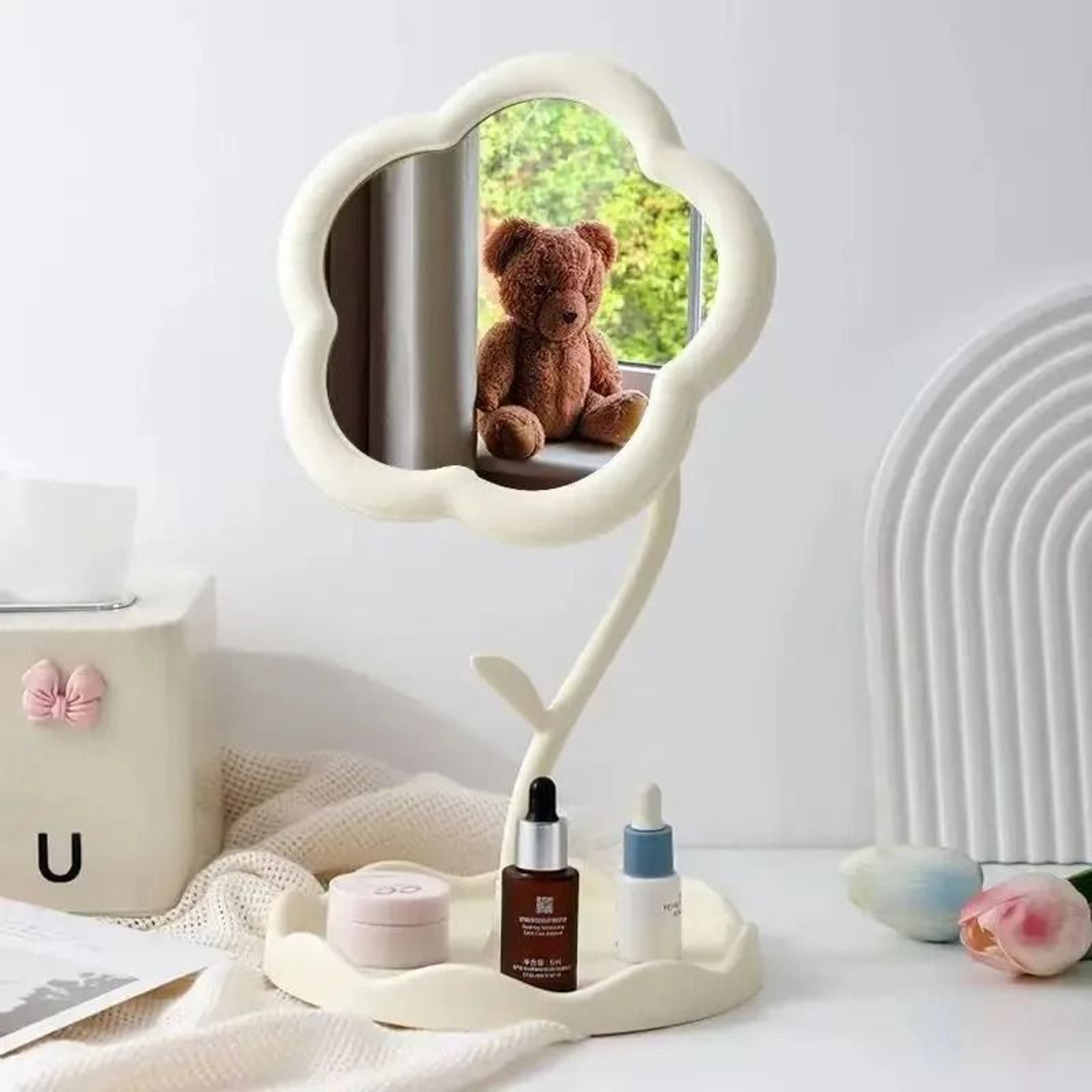 Creative Desktop Flower Mirror  Modern Aesthetic Tabletop Accent Mirror 6