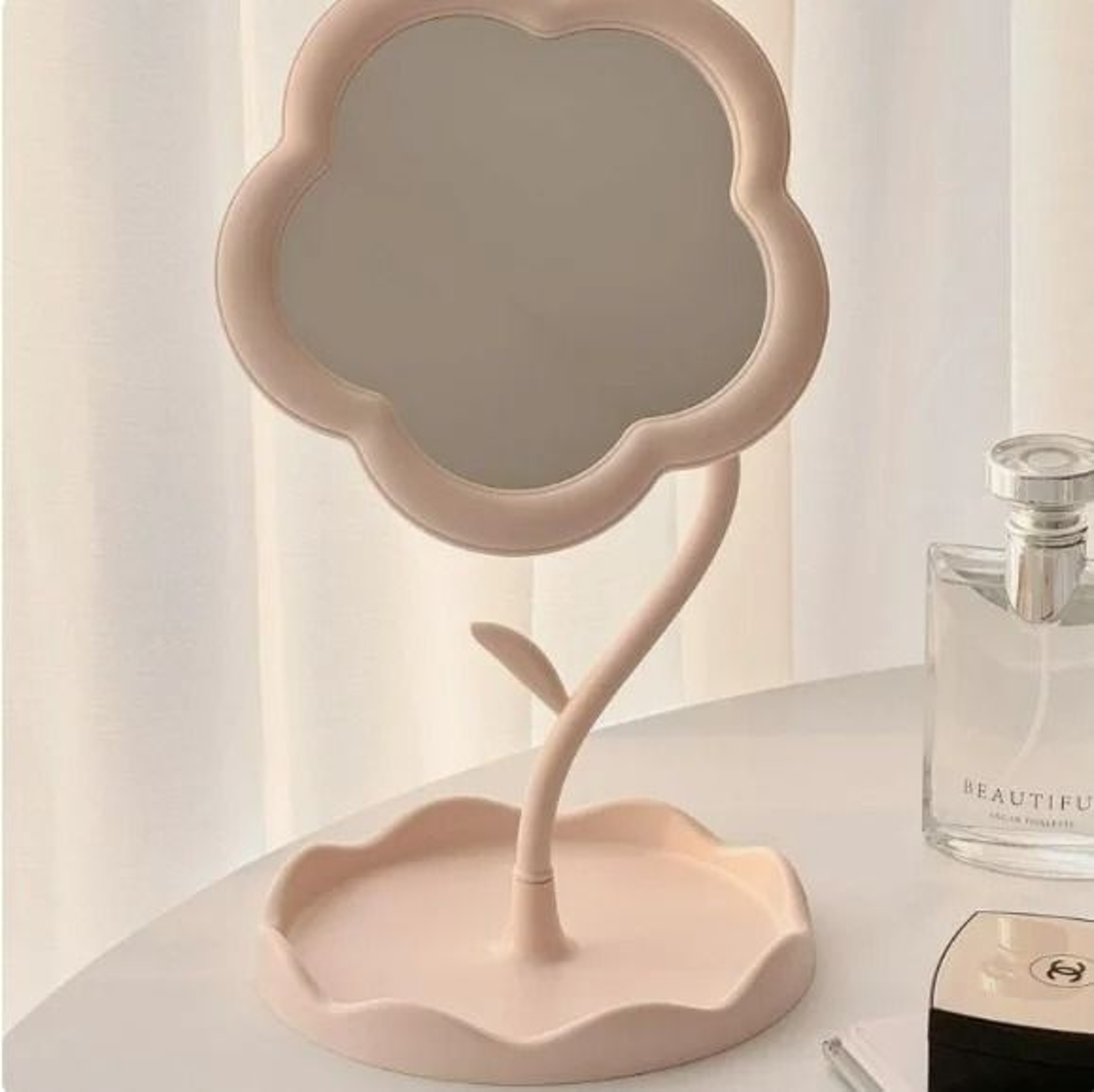 Ins Style Cute Flower Desktop Rotating Makeup Mirror  Bedroom Vanity Decor 8
