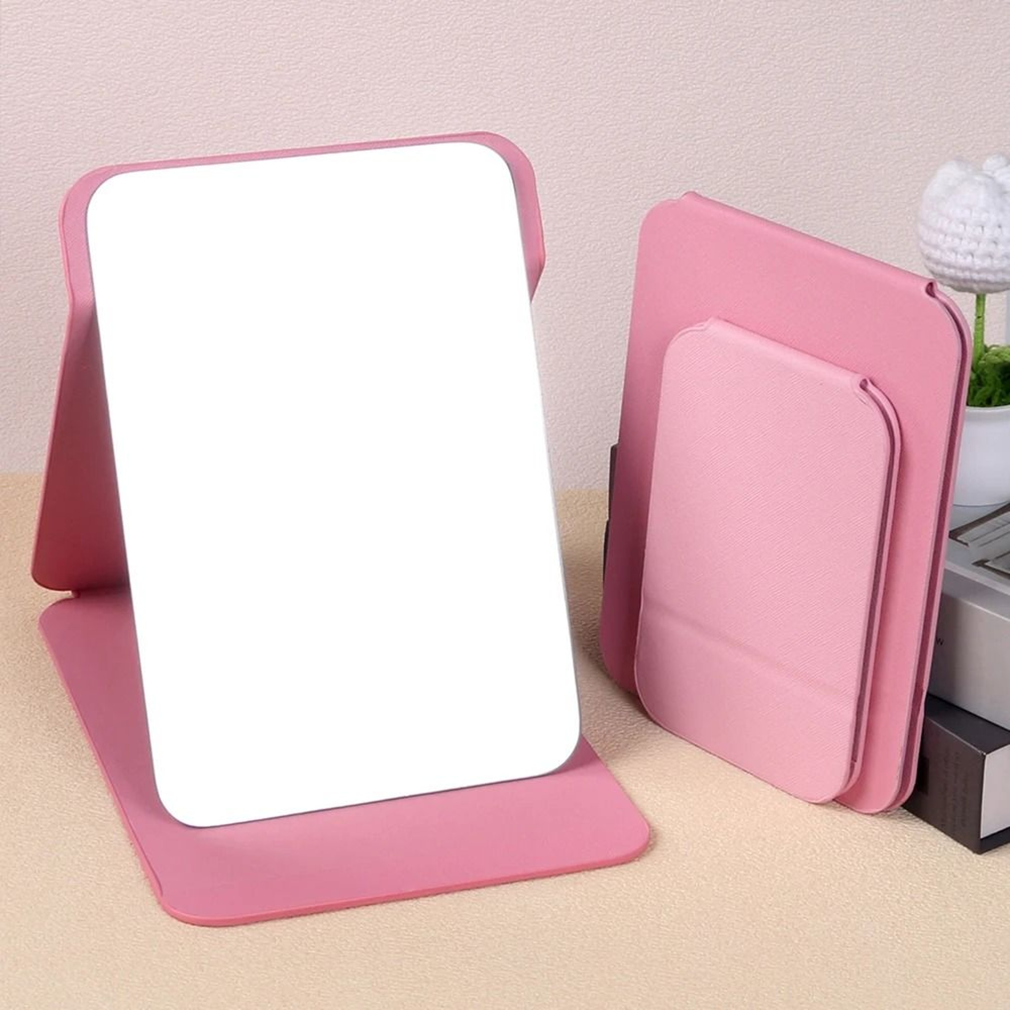 Desktop Foldable PU Leather Makeup Mirror With Tulip Pattern 2