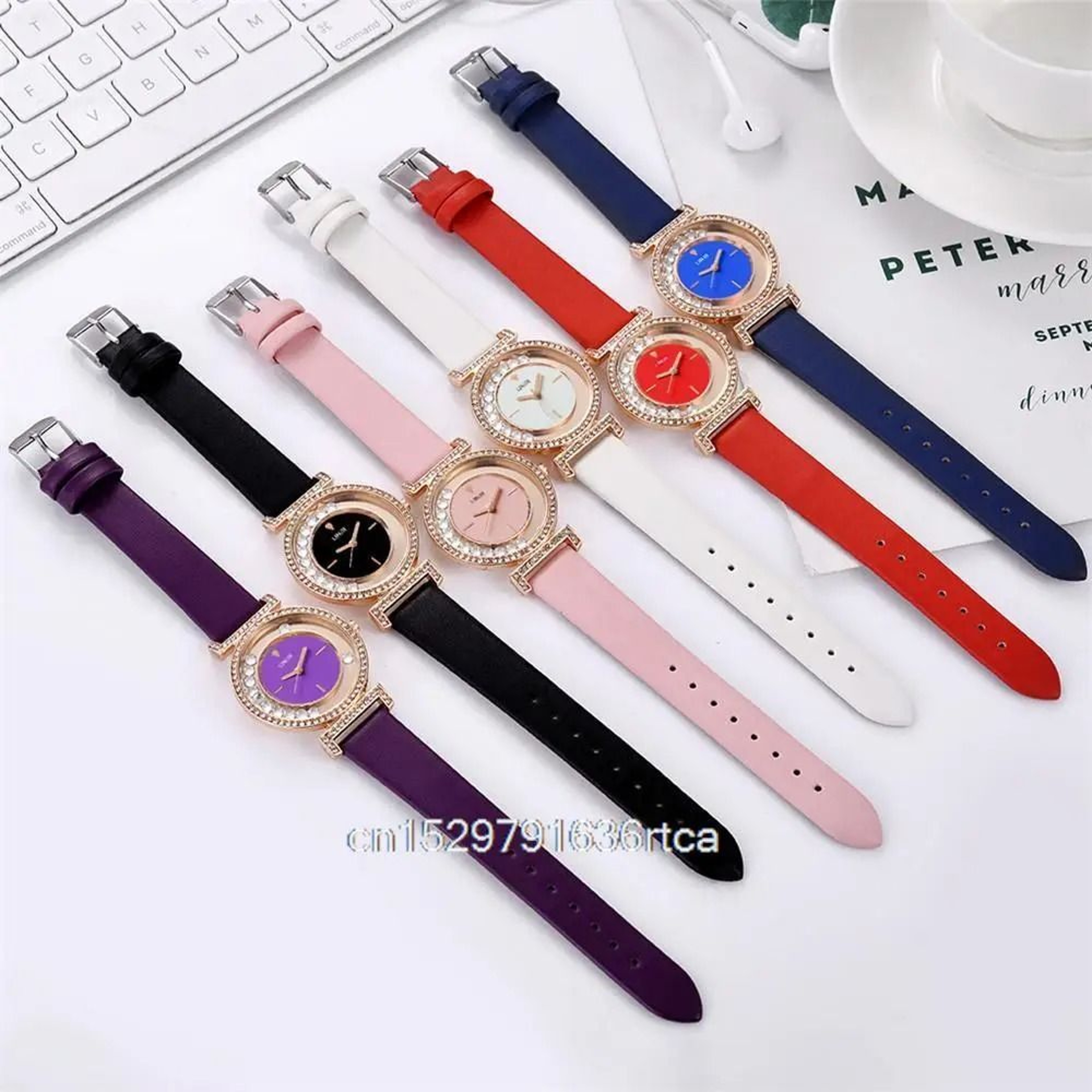 Exquisite Minimalist Diamond Dial Leather Strap Quartz Watch For Women 4