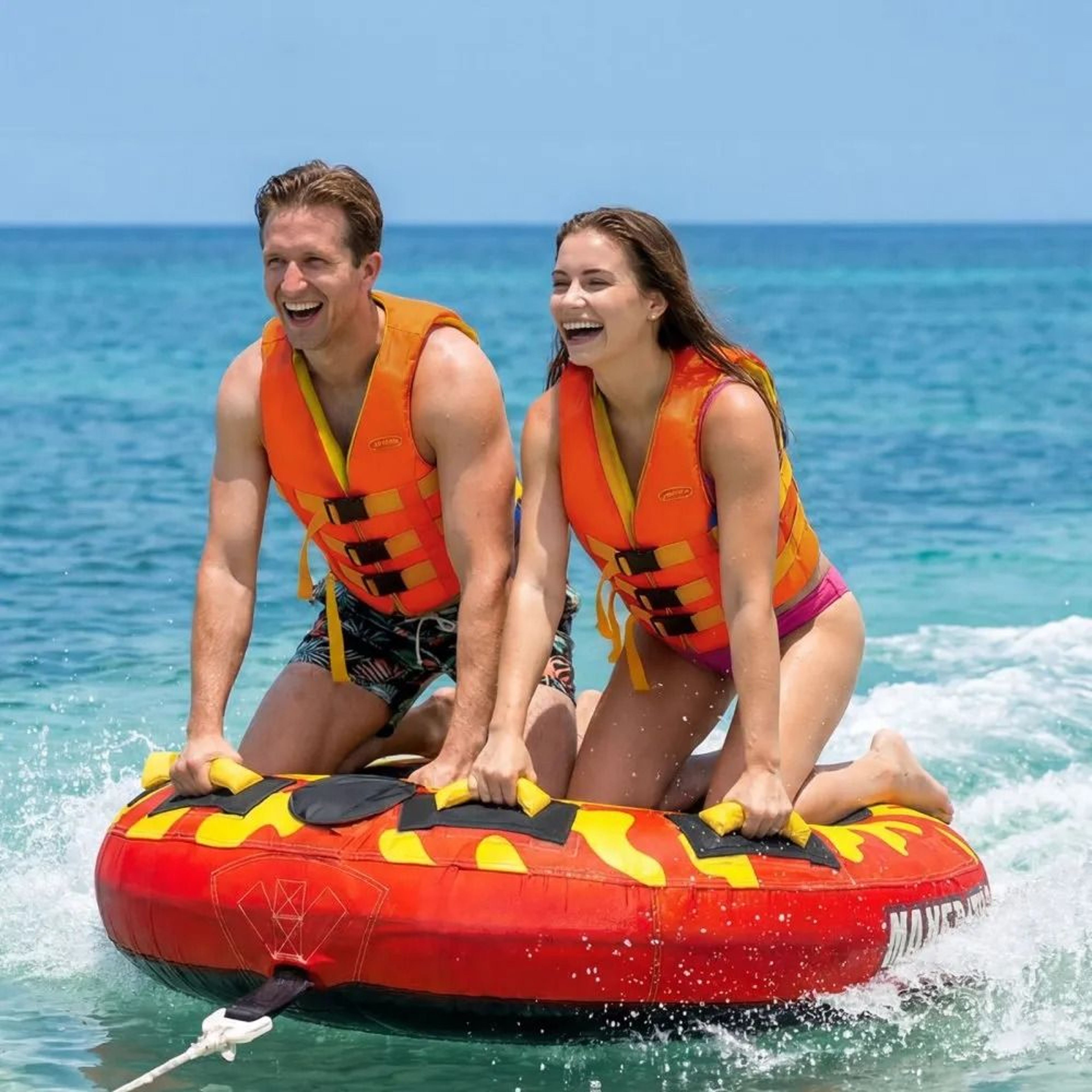 2 Rider Towable Tube For Boating Inflatable Water Sport Tube With Nylon Cover And Handles 6