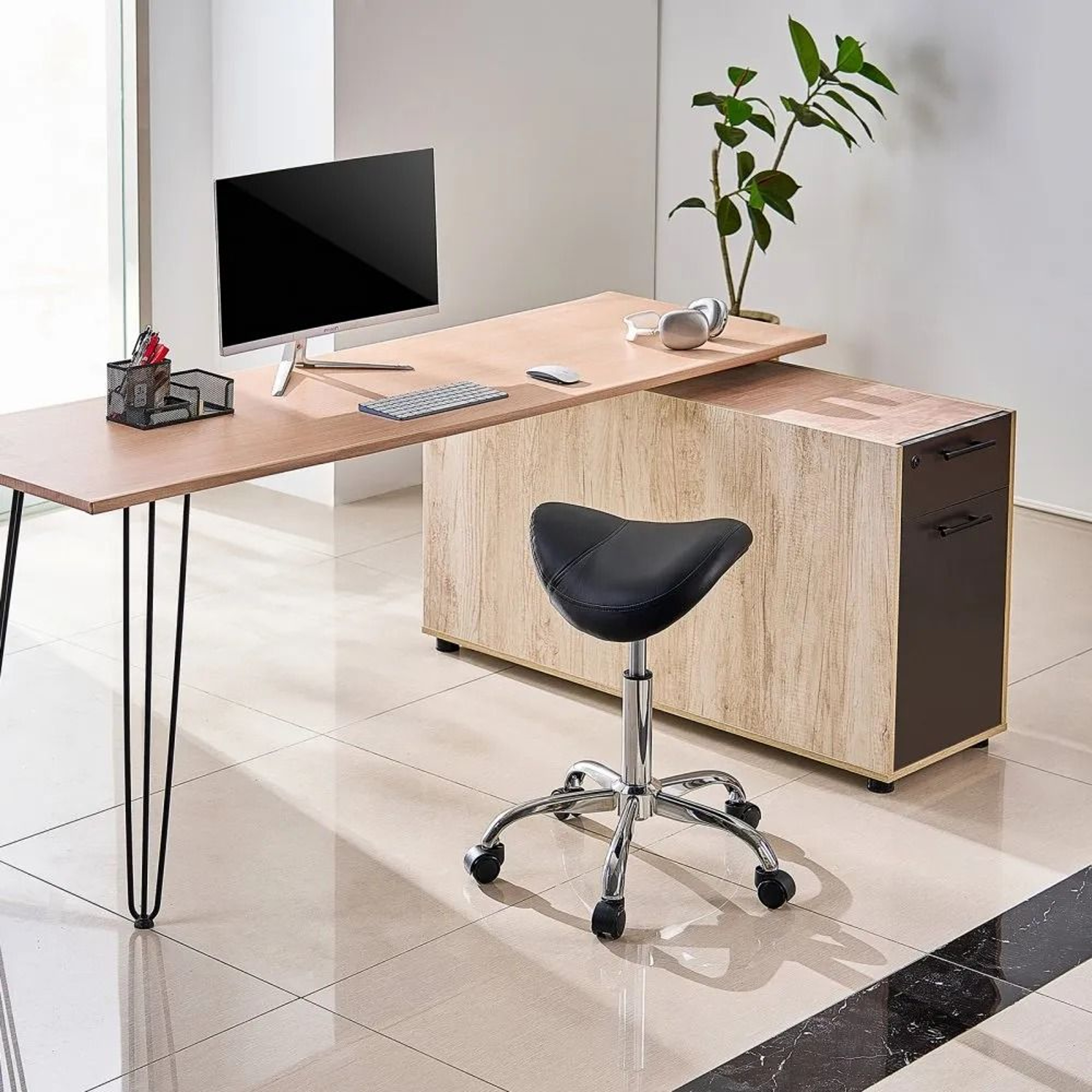 Ergonomic Rolling Saddle Stool With Adjustable Height And 450 Lb Capacity 5