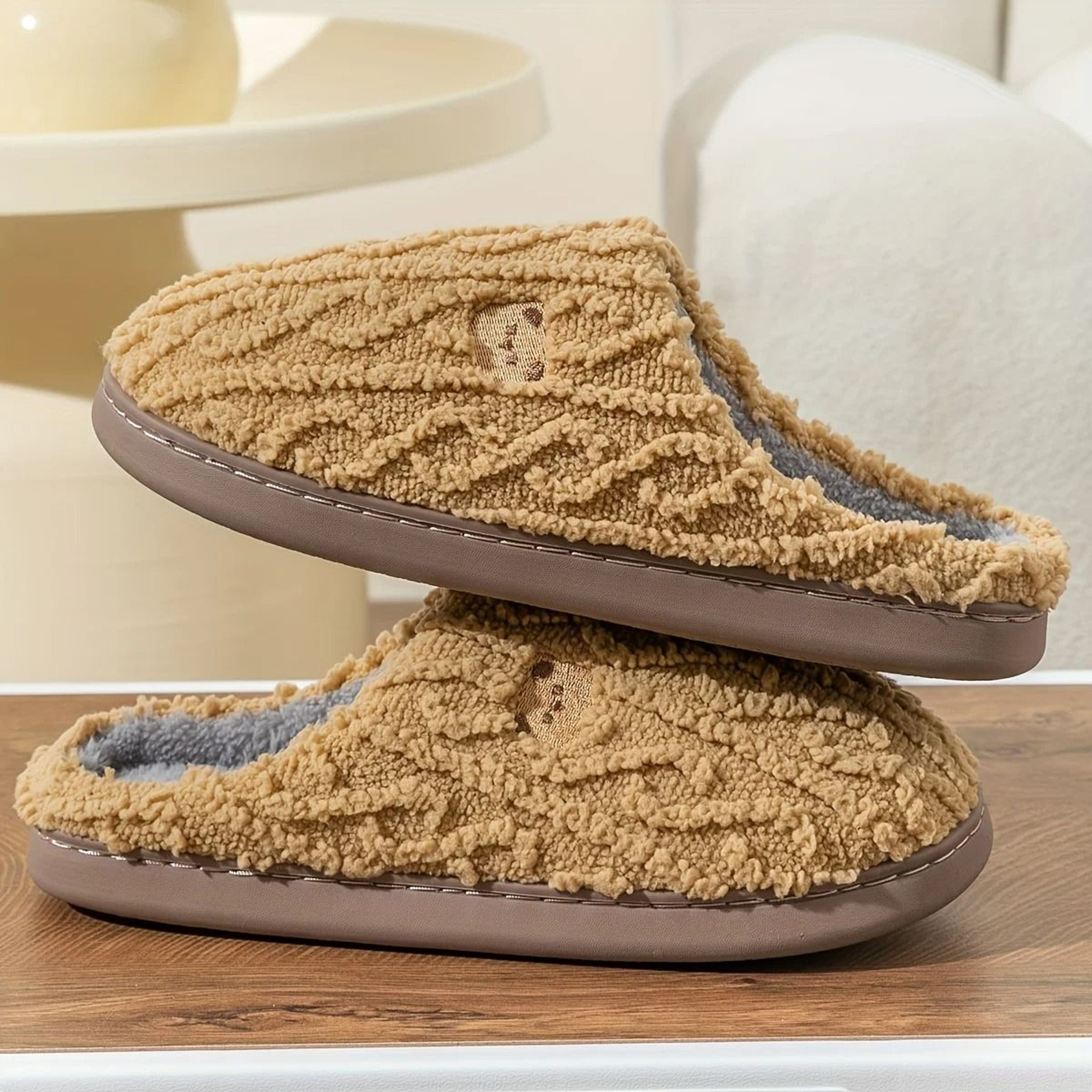 Solid Color Bear Print Warm Indoor Slippers 10