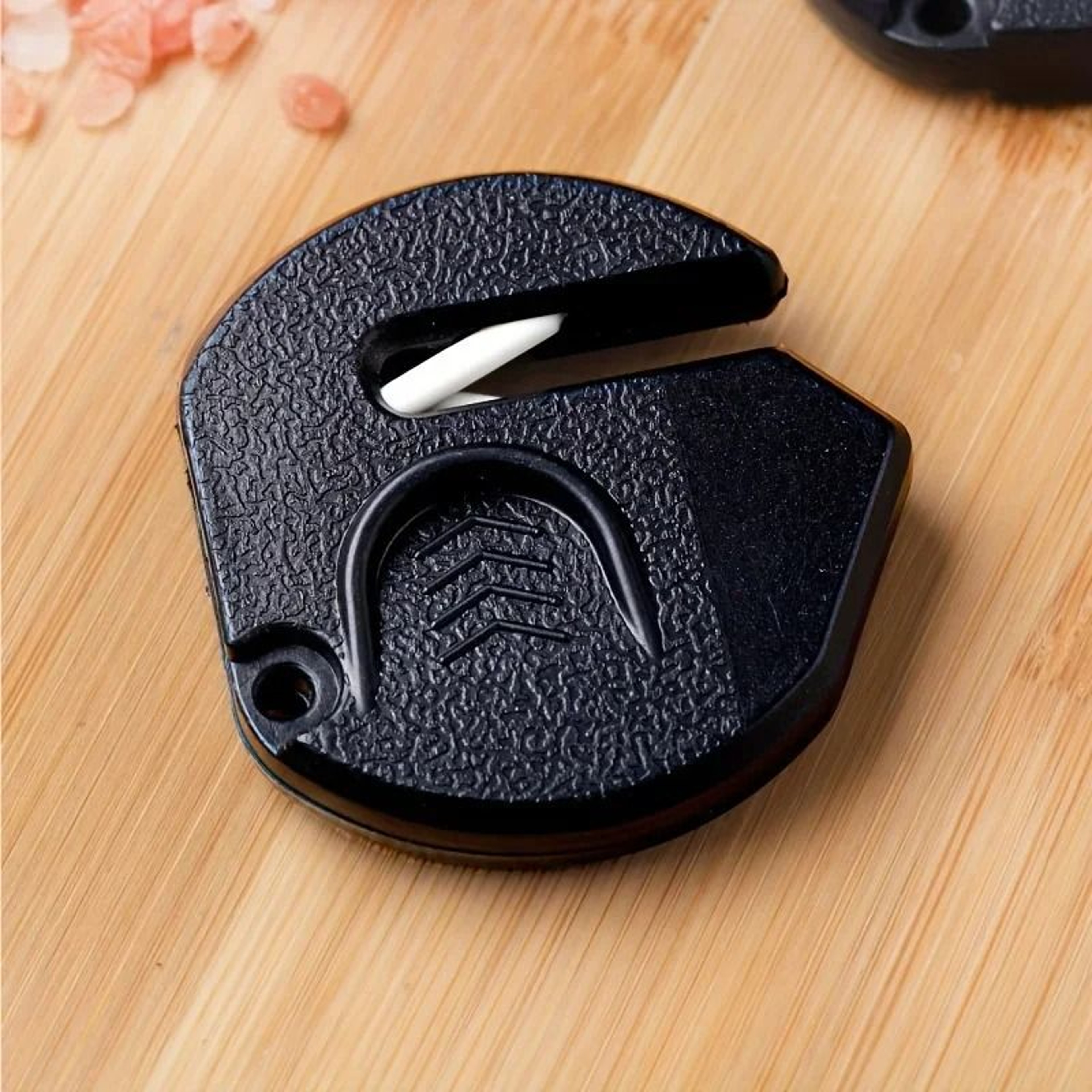 Portable Mini Ceramic Stone Sharpener For Outdoor And Kitchen Use 4