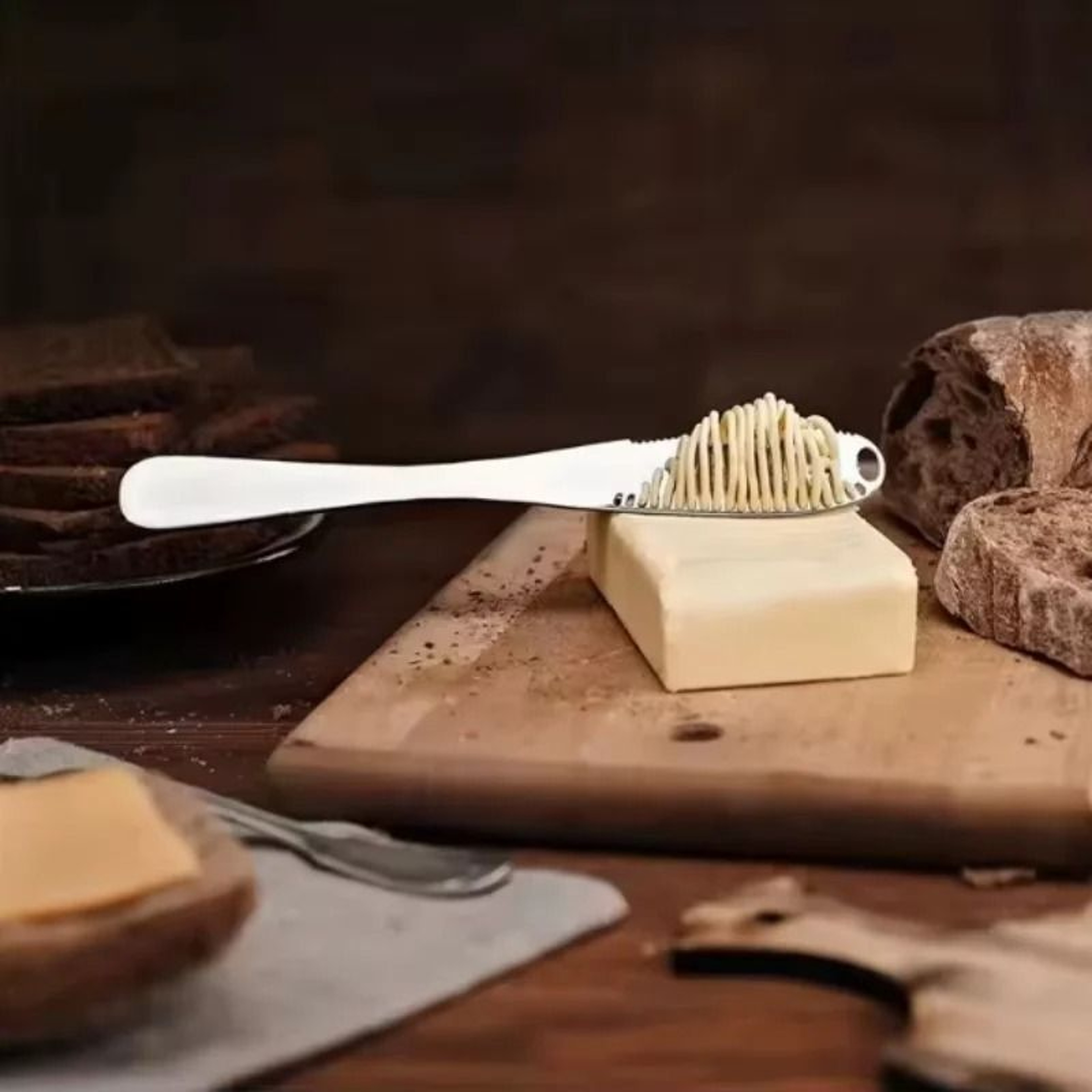 Stainless Steel Butter And Cheese Spread Knife With Non Stick Hole Design 5