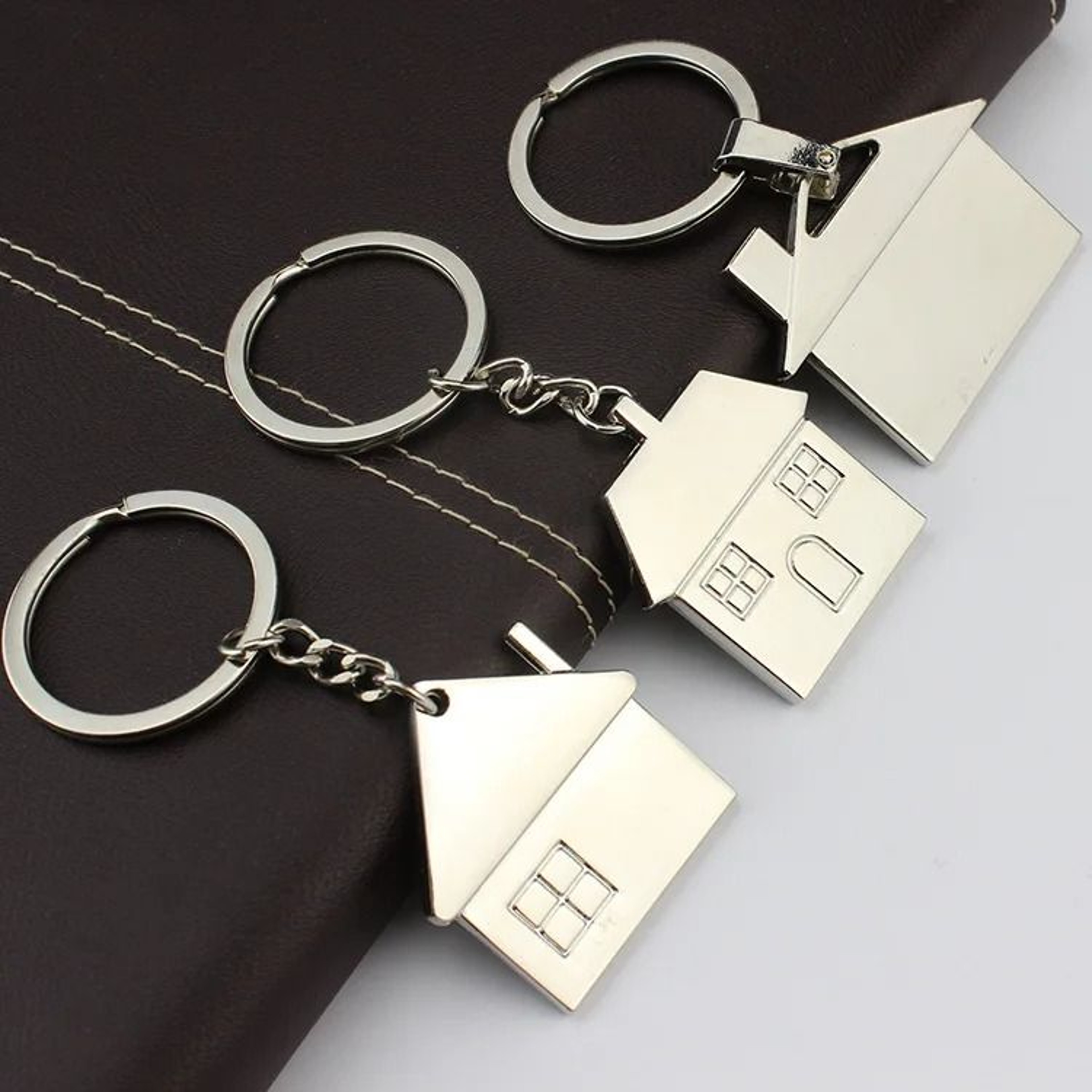 Cartoon House With Window Keychain Bag Charm For Men Women 0