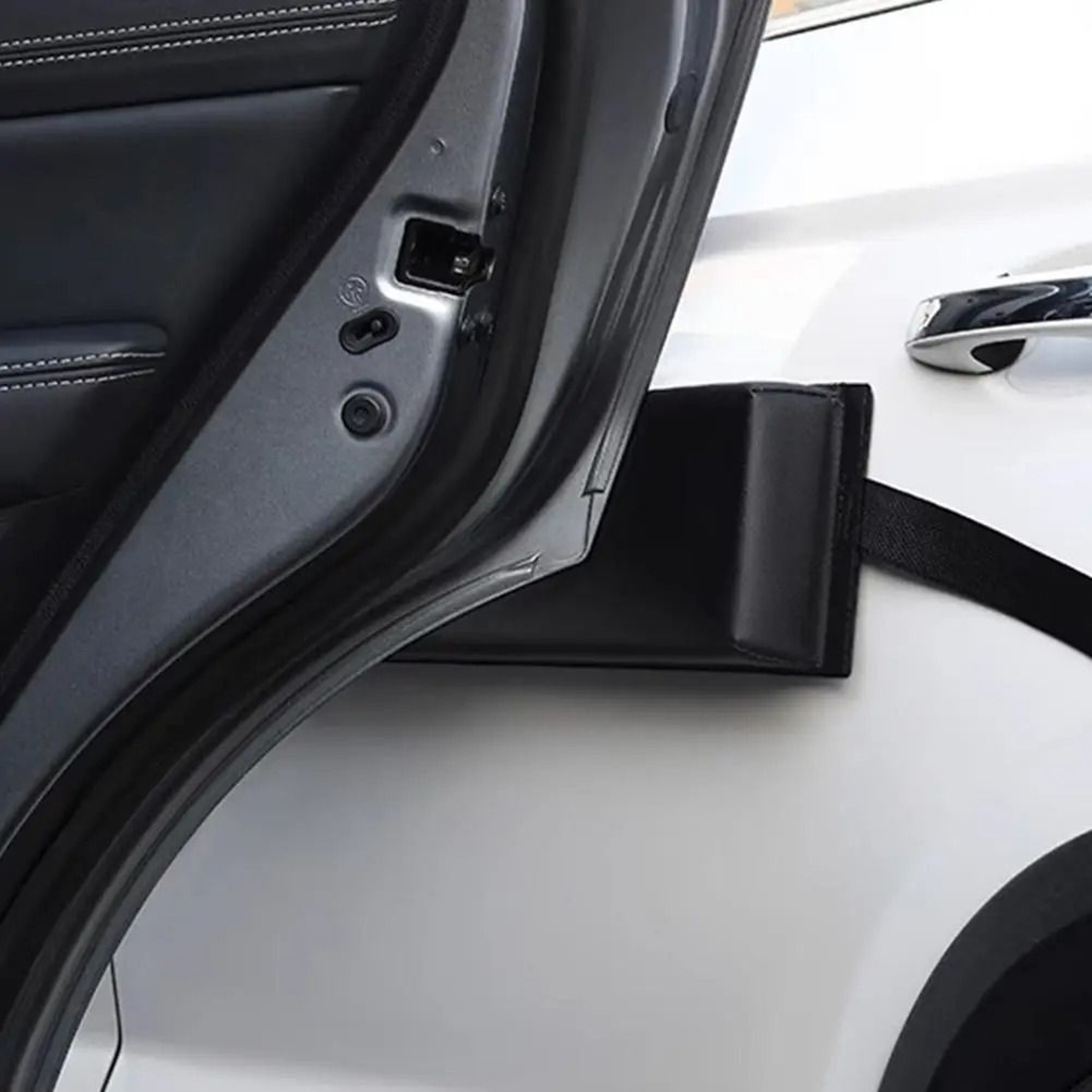 Magnetic Folding Car Door Protector Strip 98 X 11 X 4 Cm 2