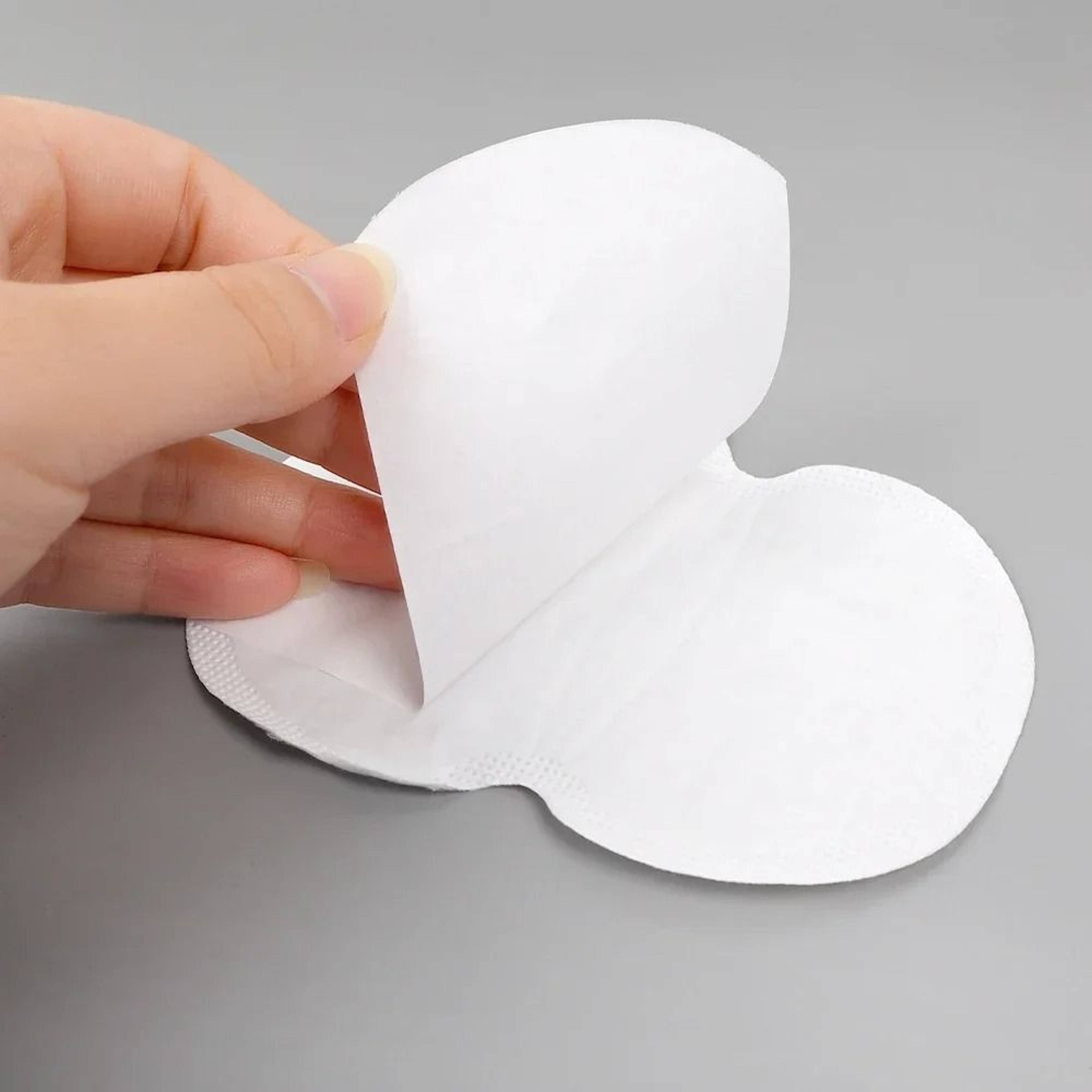 Unisex Disposable Underarm Sweat Pads For Sweat Absorption And Odor Protection 4