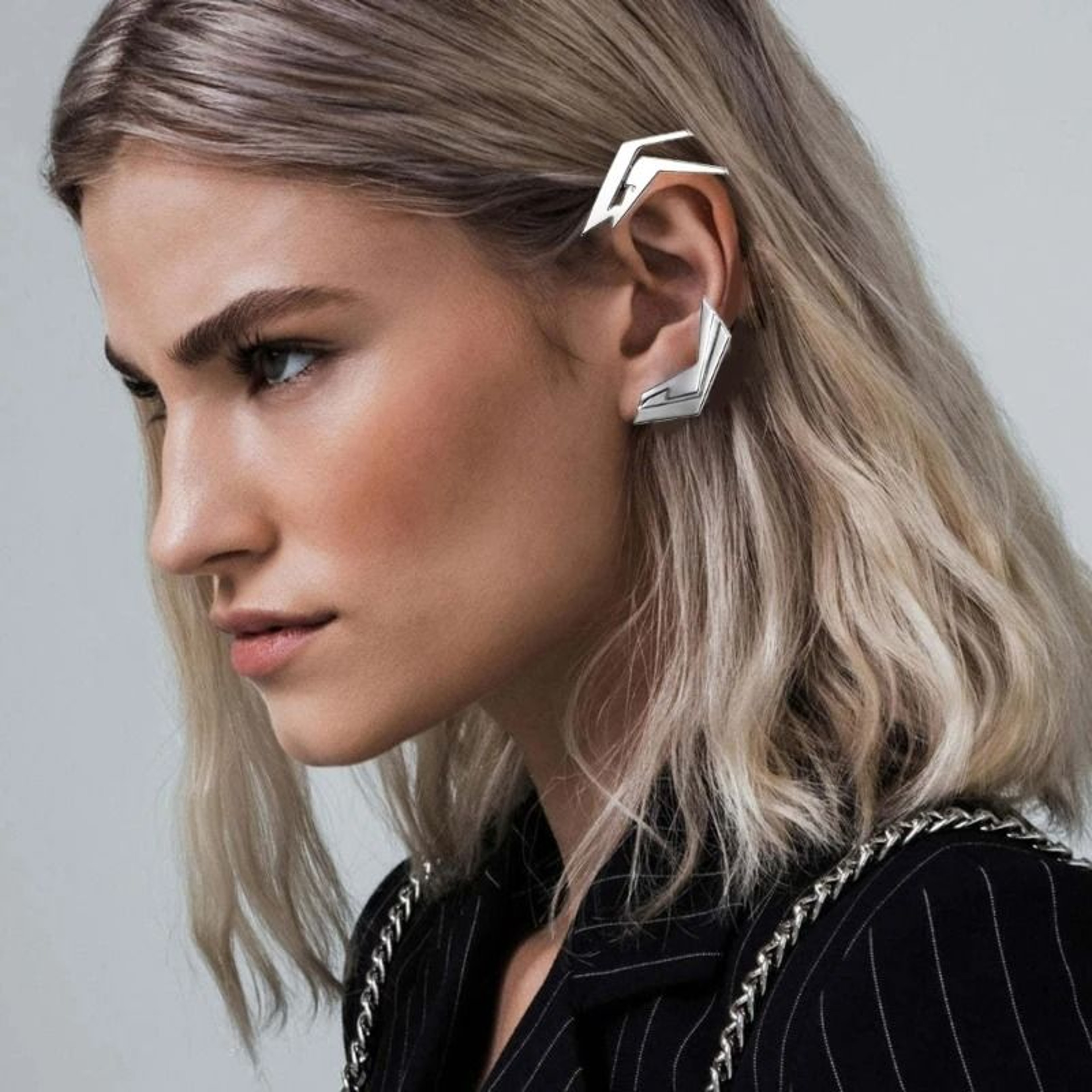Unisex Silver Color Ear Clips Unique Futuristic Skeletal Spine Ear Hooks For Y2K Trendsetters 3