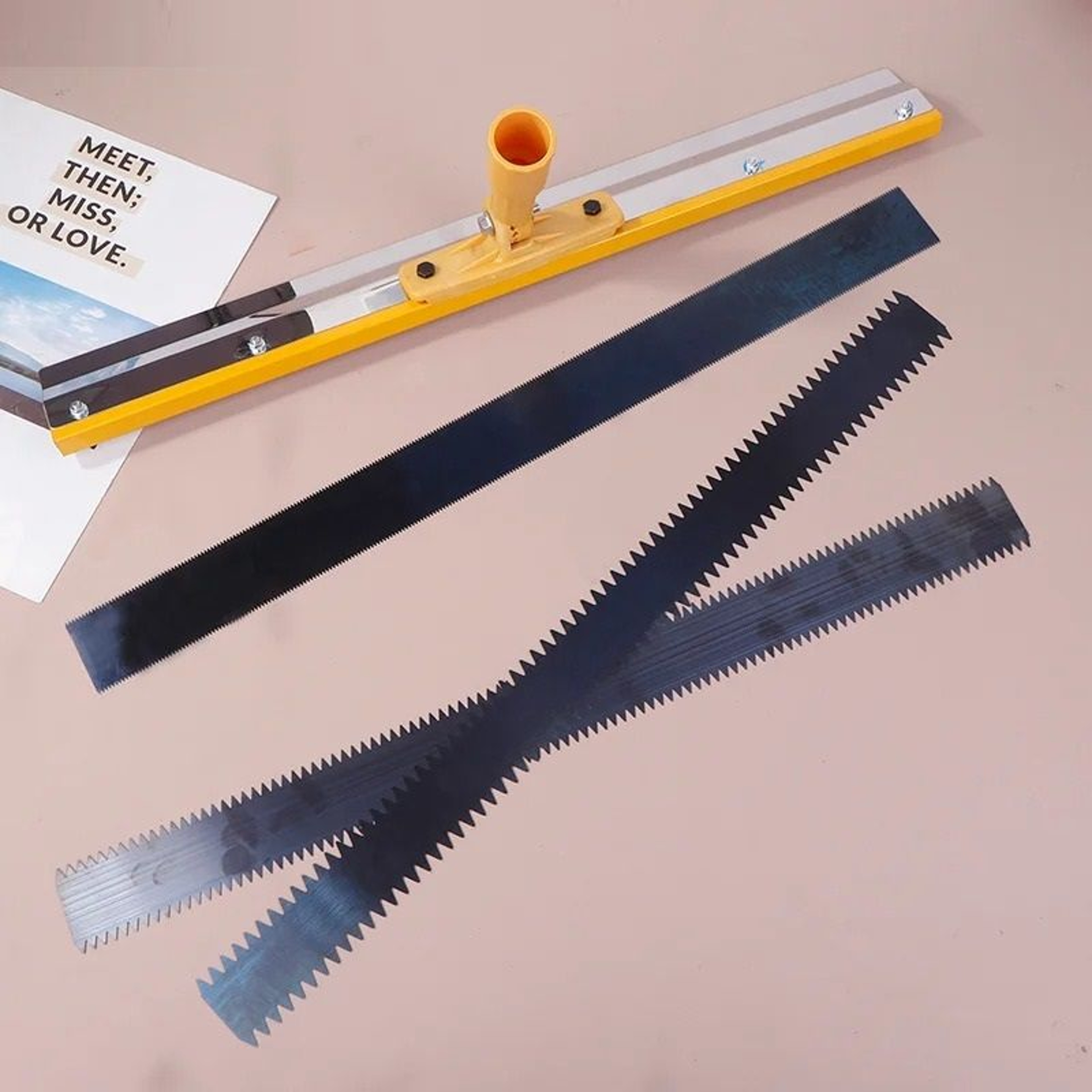 Self Leveling Floor Scraper Tool With Adjustable Tooth Heights 0