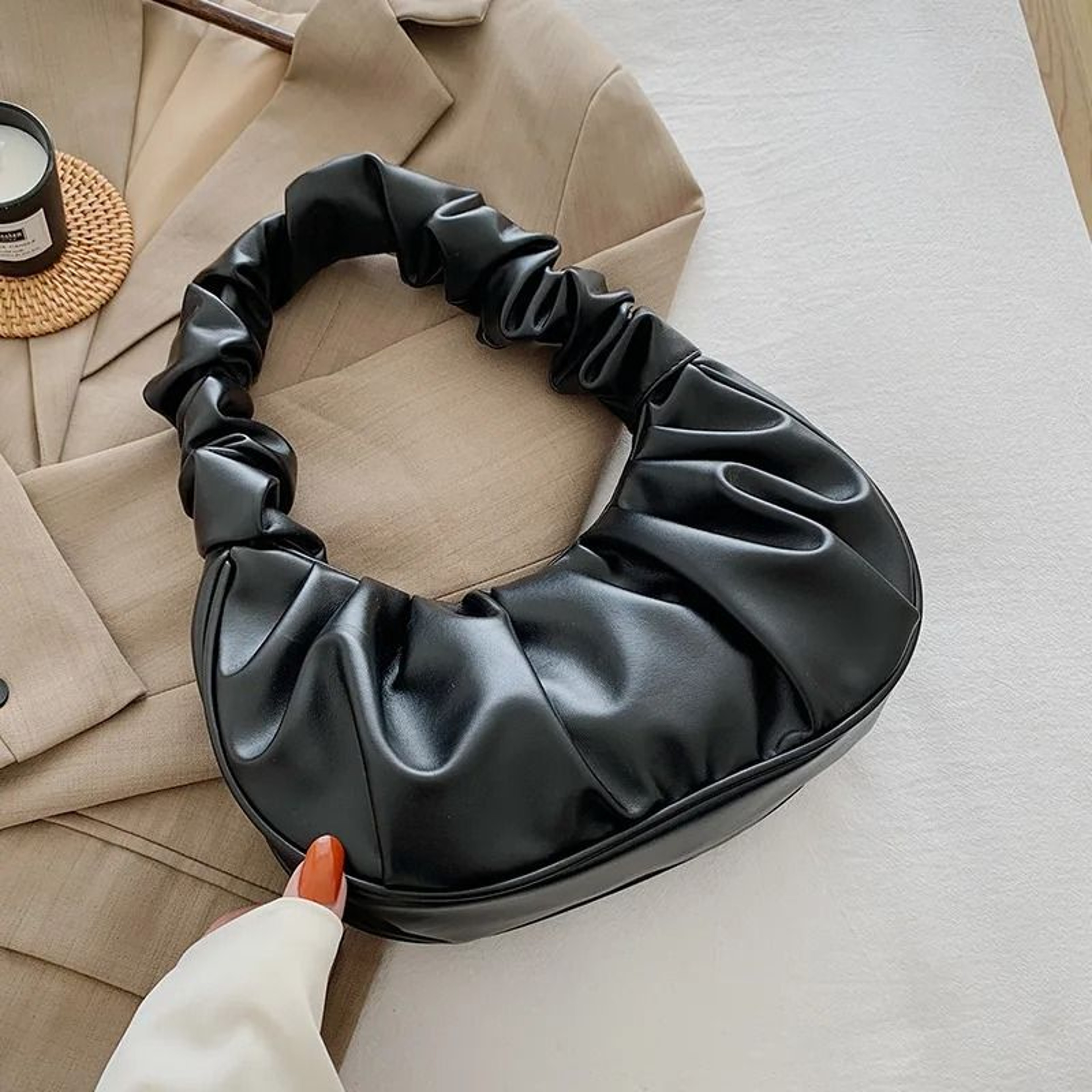 Pleated Women Shoulder Bag With Cloud Style Design 6