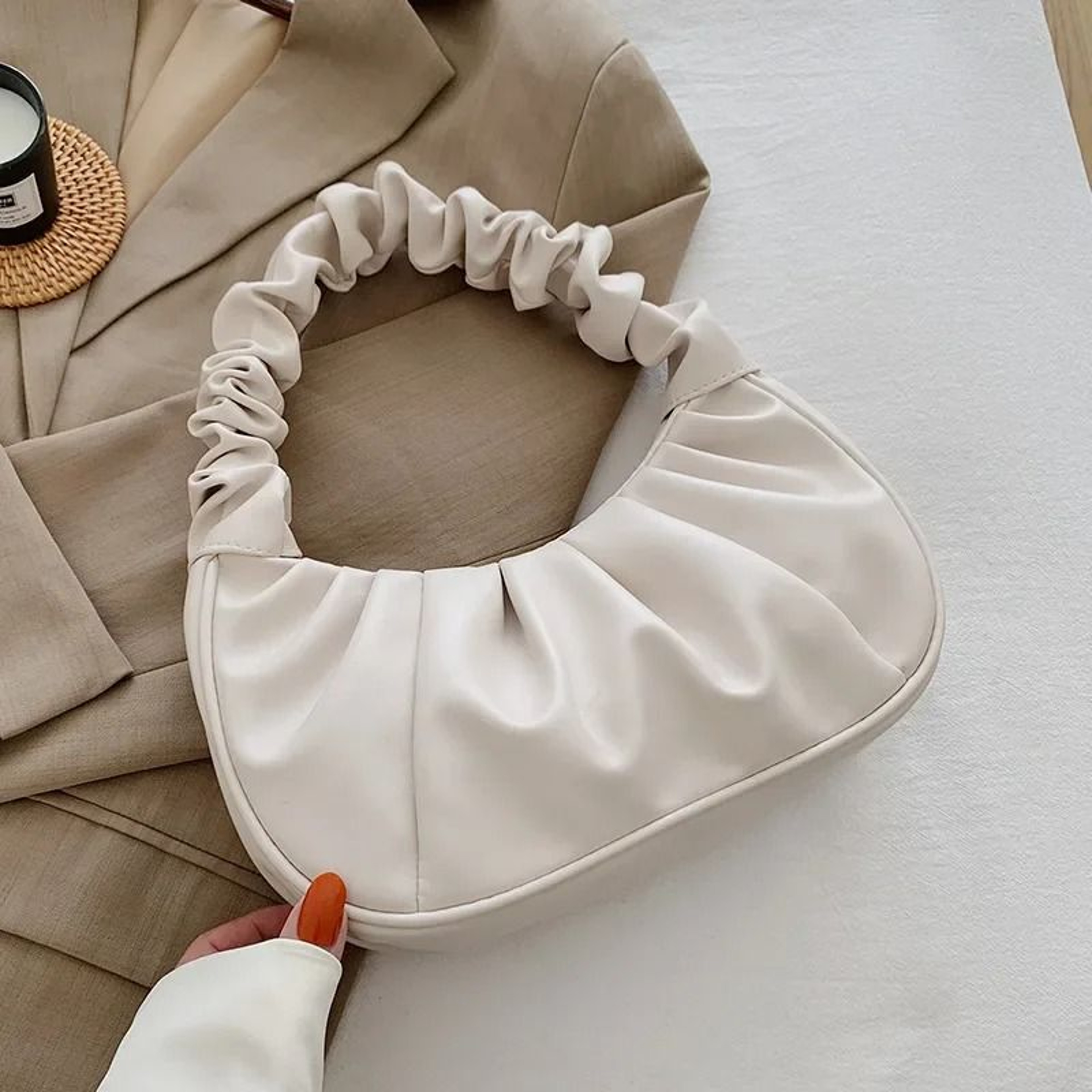 Pleated Women Shoulder Bag With Cloud Style Design 7