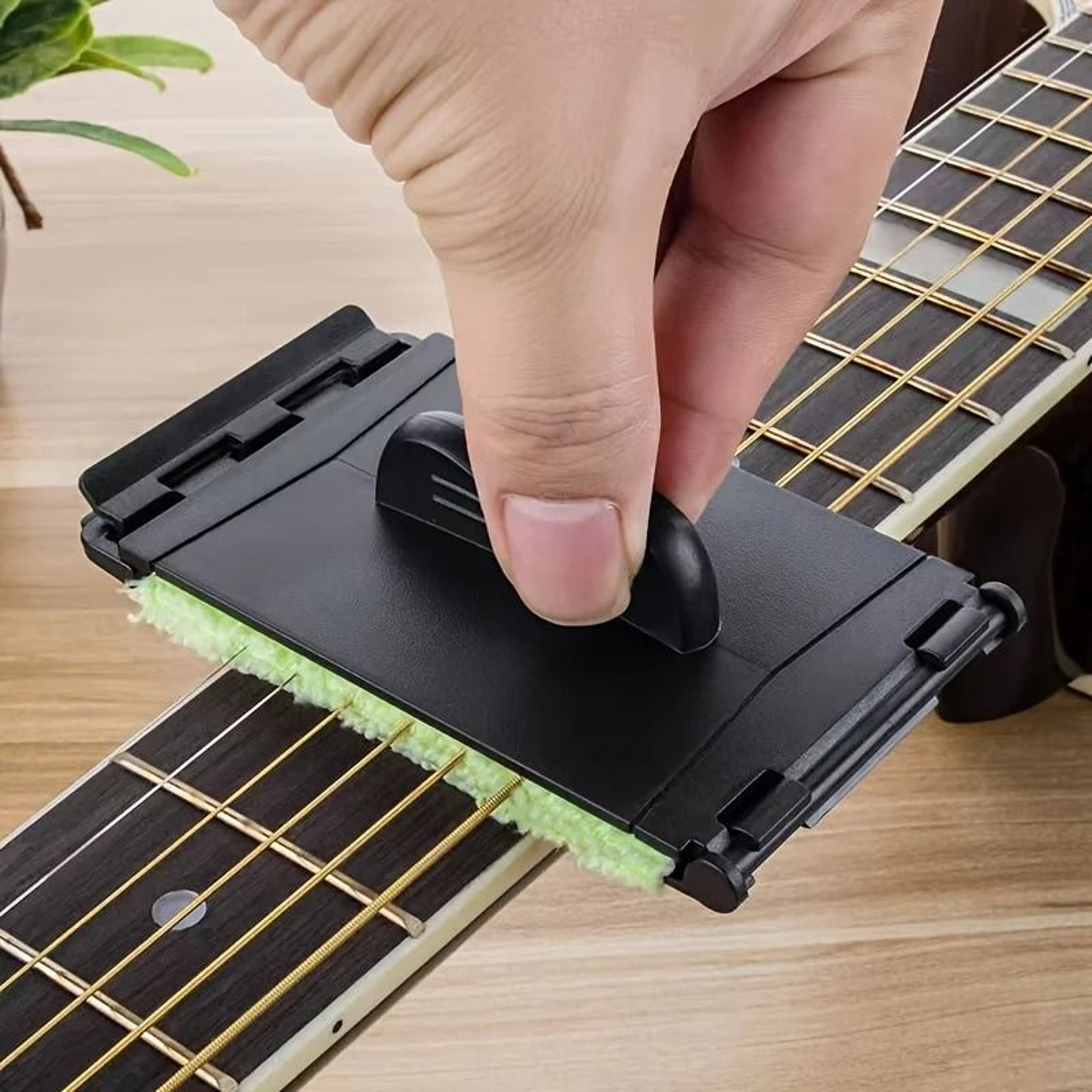 Dual Sided Professional Guitar String And Fretboard Cleaner 2