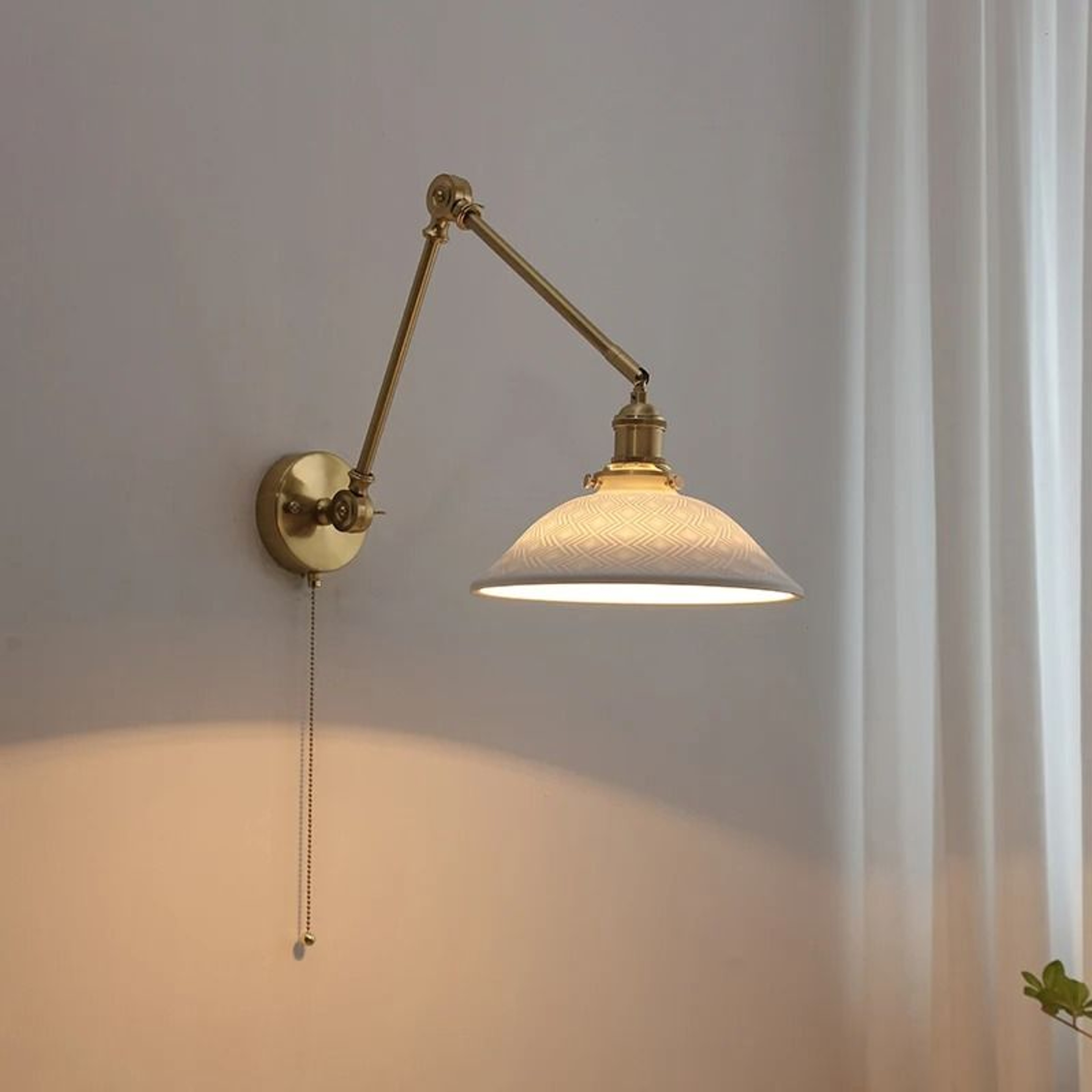 Nordic Architectural Ceramic Dual Direction Luminary 3