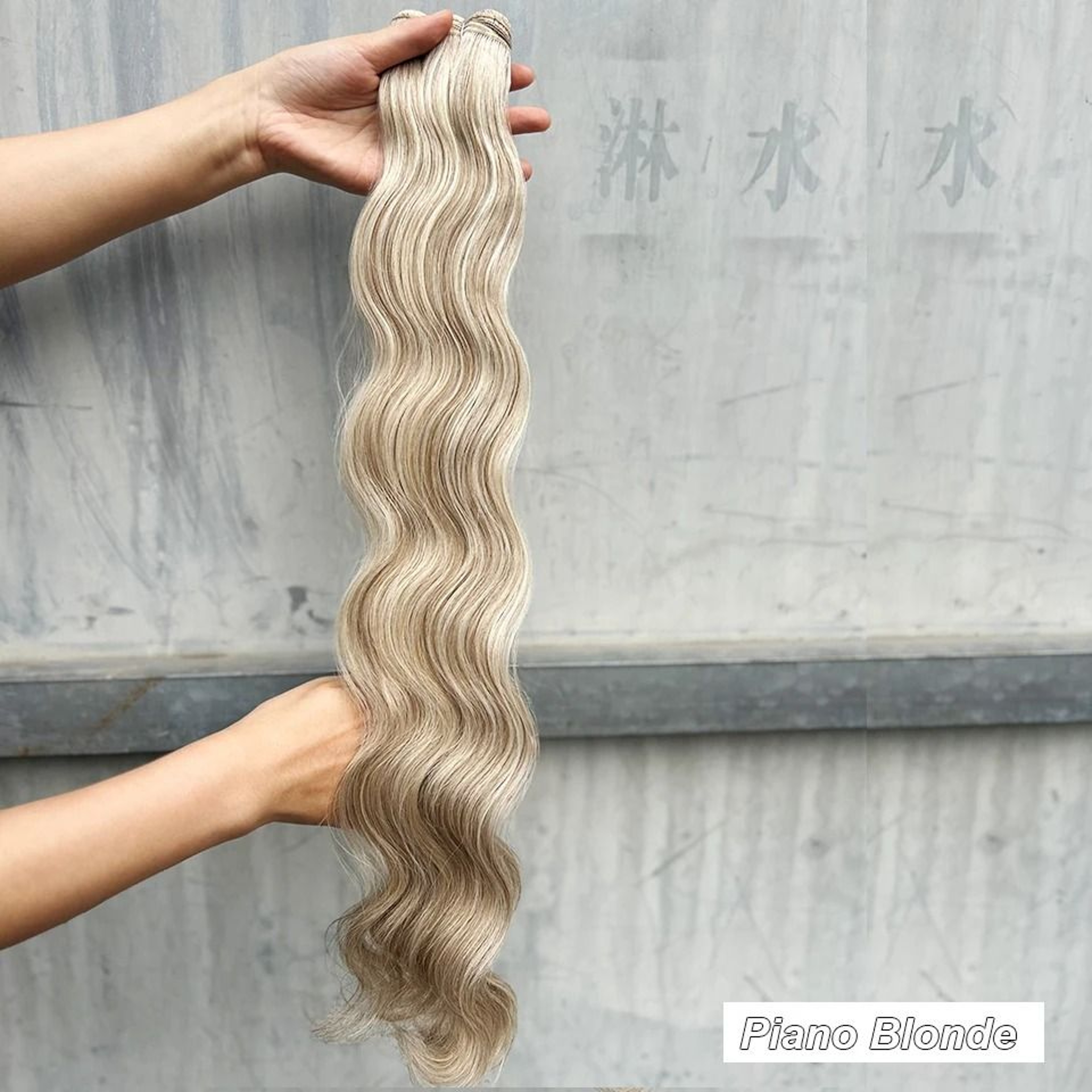 Professional Series 30Inch High Temperature Synthetic Body Wave 18