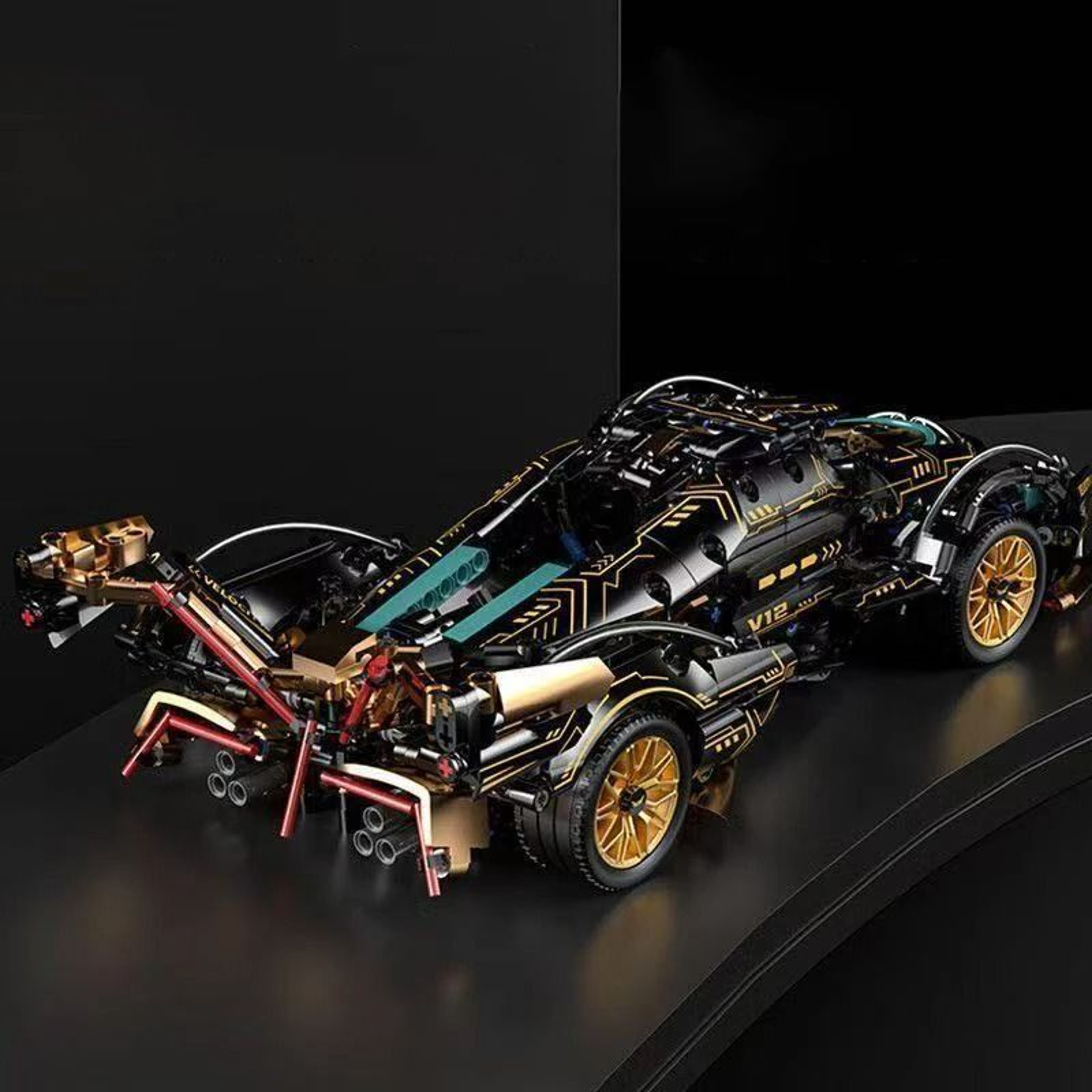1690 Piece Endurance Racing Car Building Block Set 1