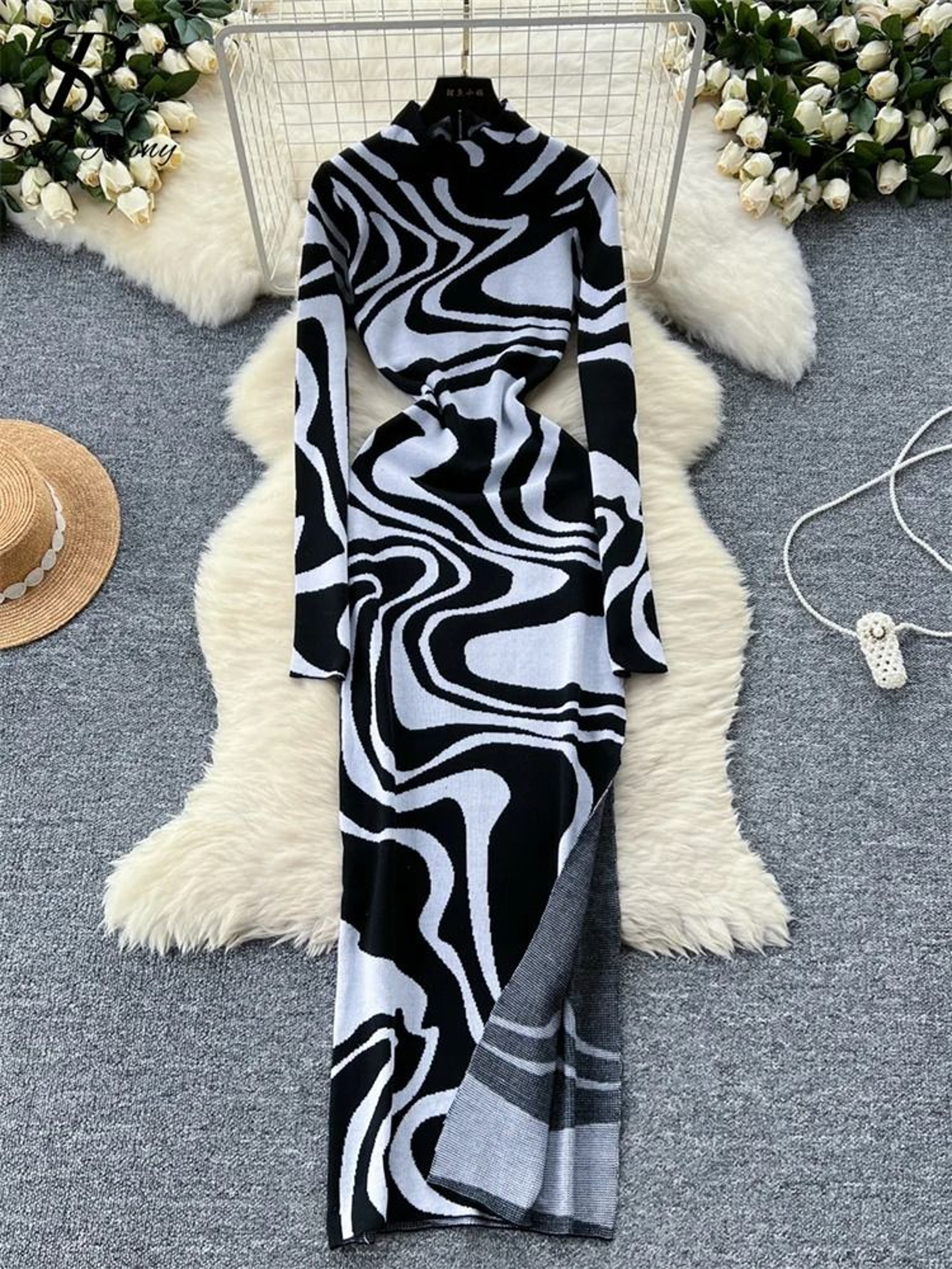 Geometric Print Zippered Bodycon Party Dress 3