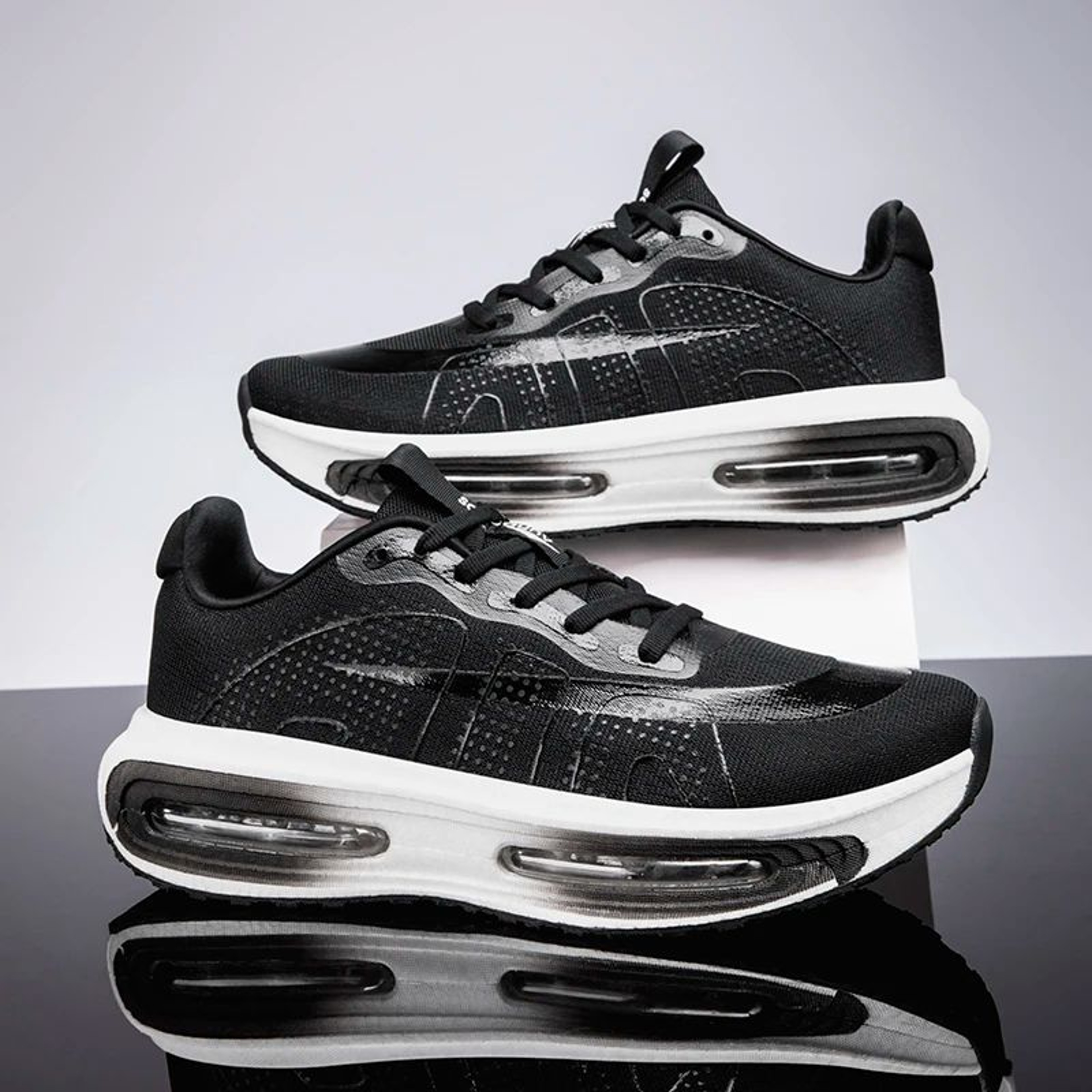 Lightweight Breathable Running Sneakers 2