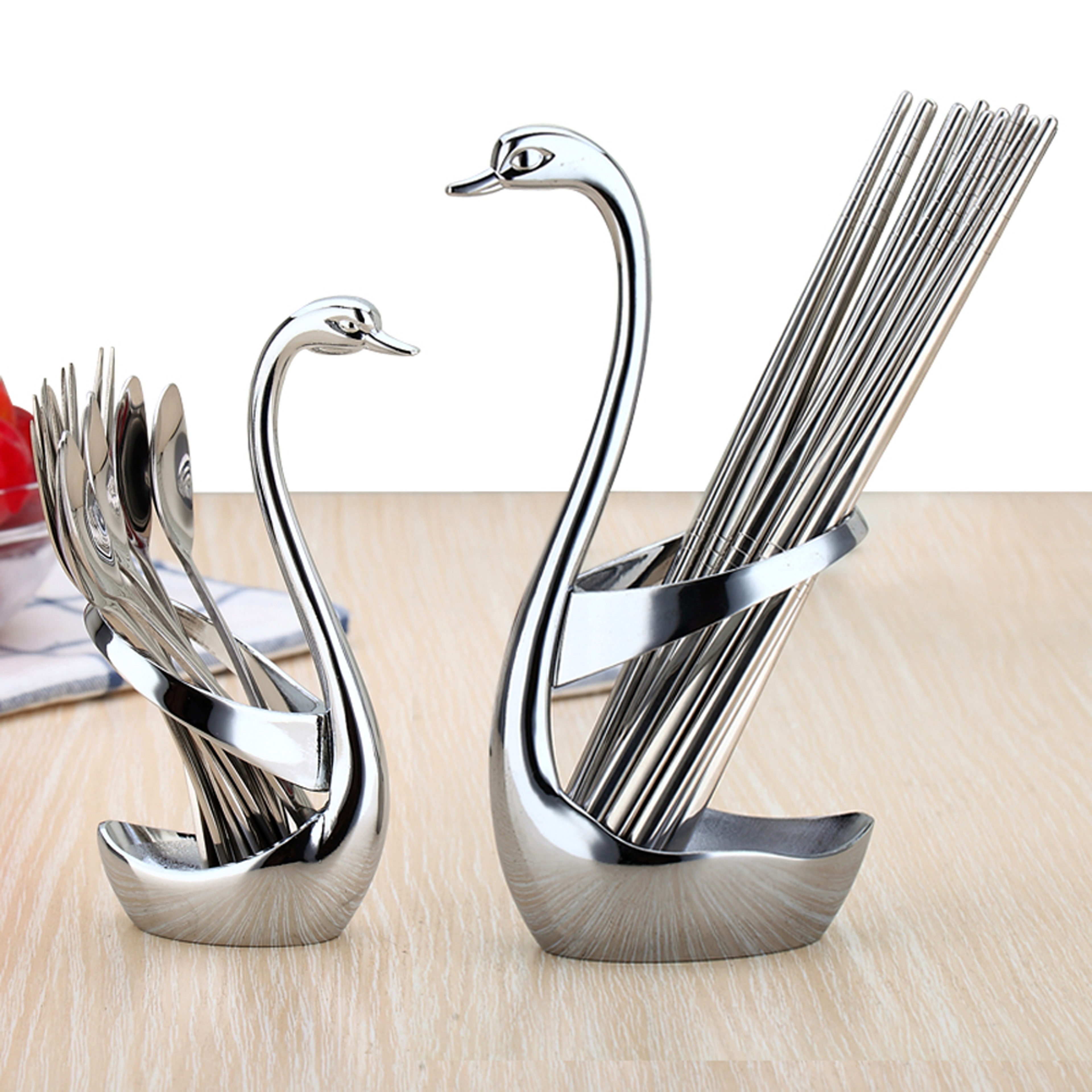 Elegant Swan Cutlery Holder Zinc Alloy Tableware Organizer For Stylish Dining 5