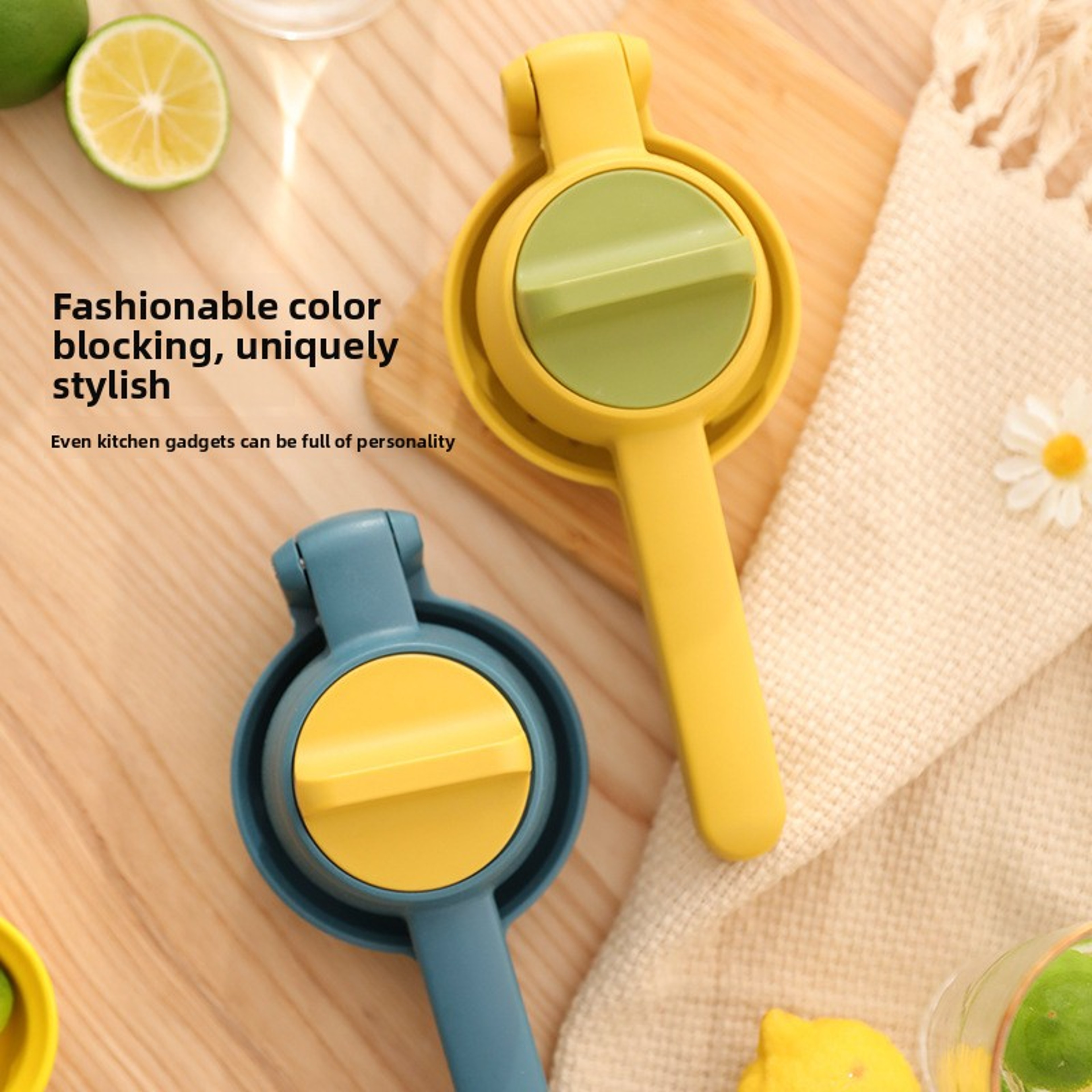 Fresh Press Manual Lemon Juicer Citrus Squeezer For Lemons Limes  Oranges 4