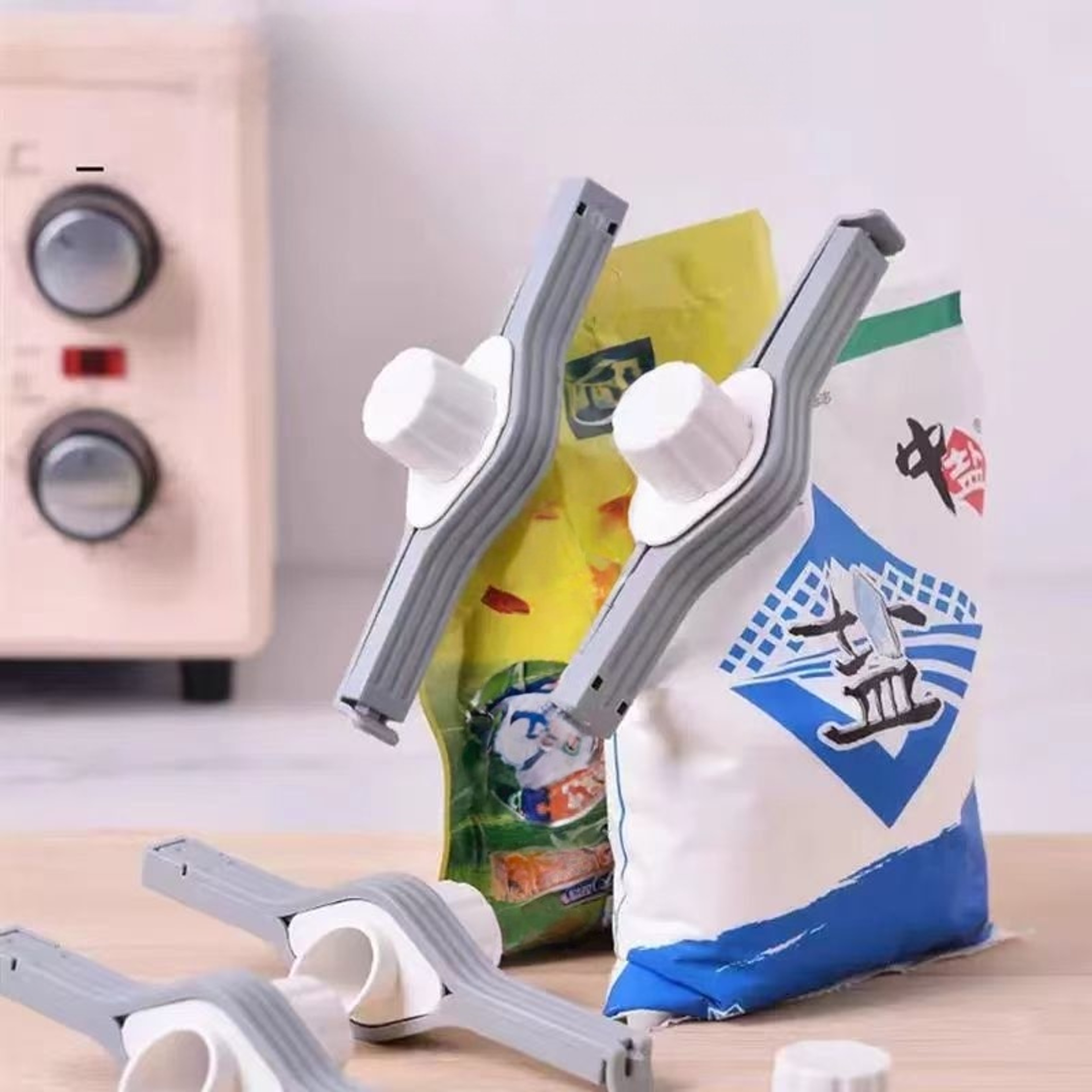 Twist Lock Food Bag Sealer Clip Reusable Airtight Kitchen Bag Clip For Snacks Spices  Powder 0