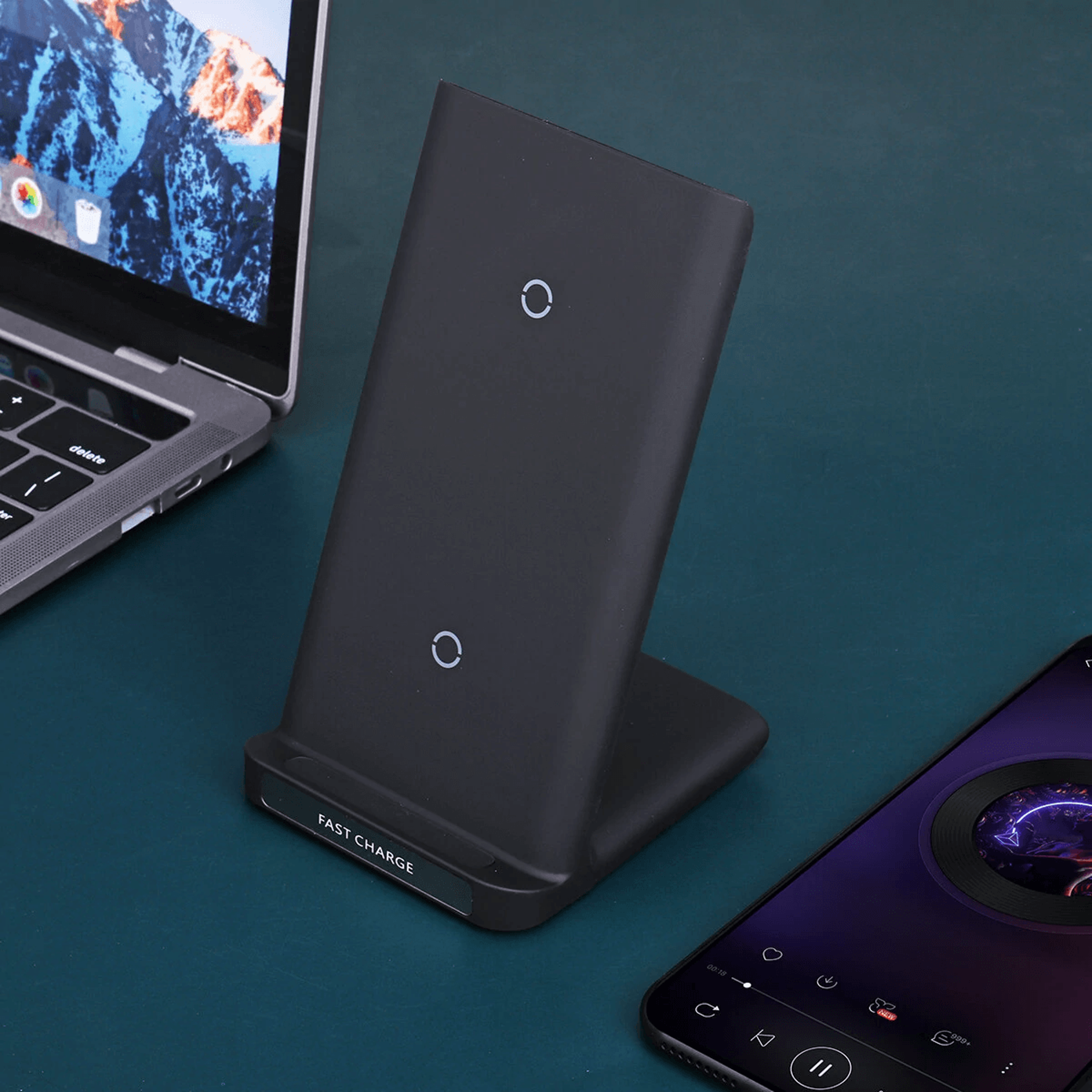 Qi Fast Wireless Charger Stand For Smartphones 1
