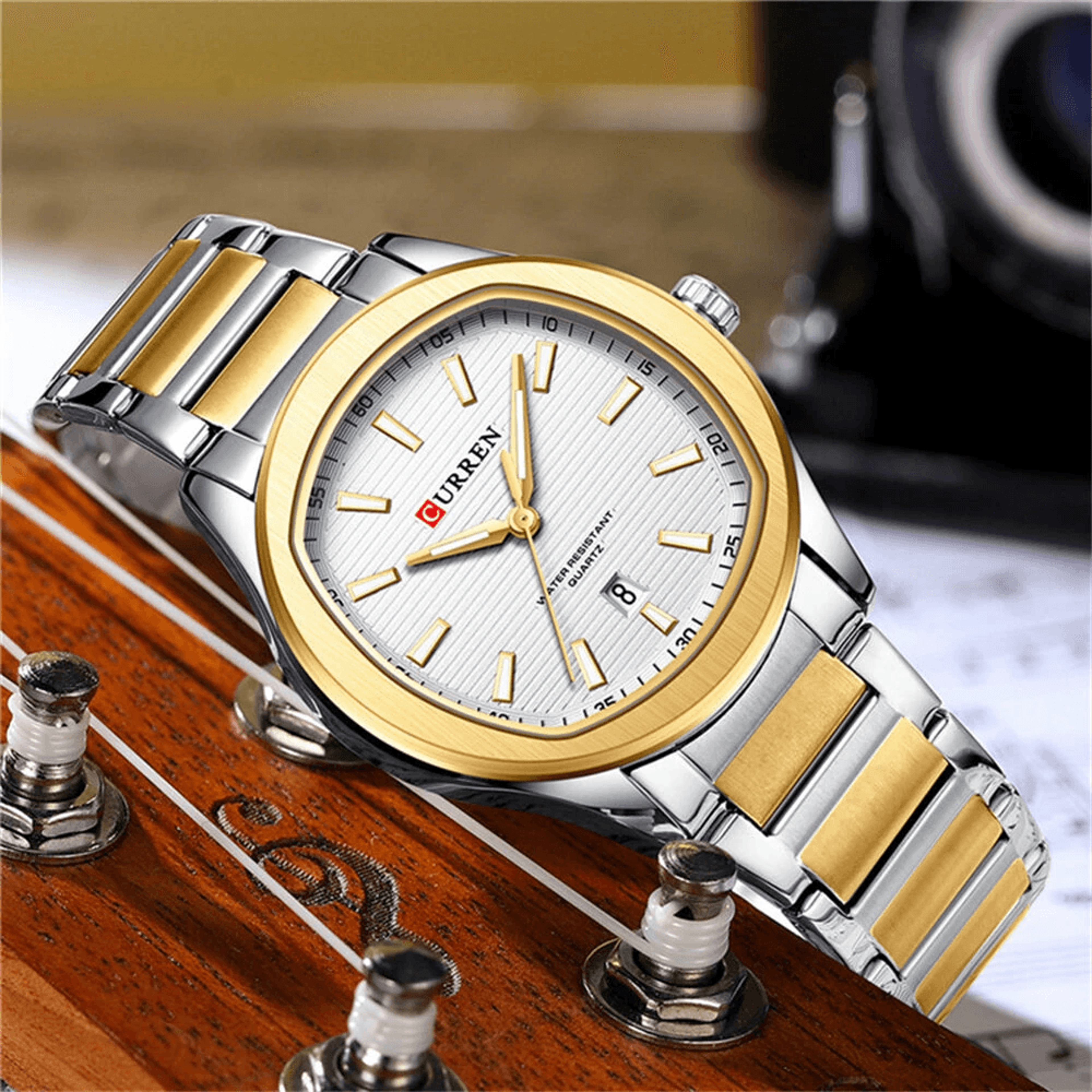 Mens Waterproof Quartz Watch With Stainless Steel Band And Calendar 3