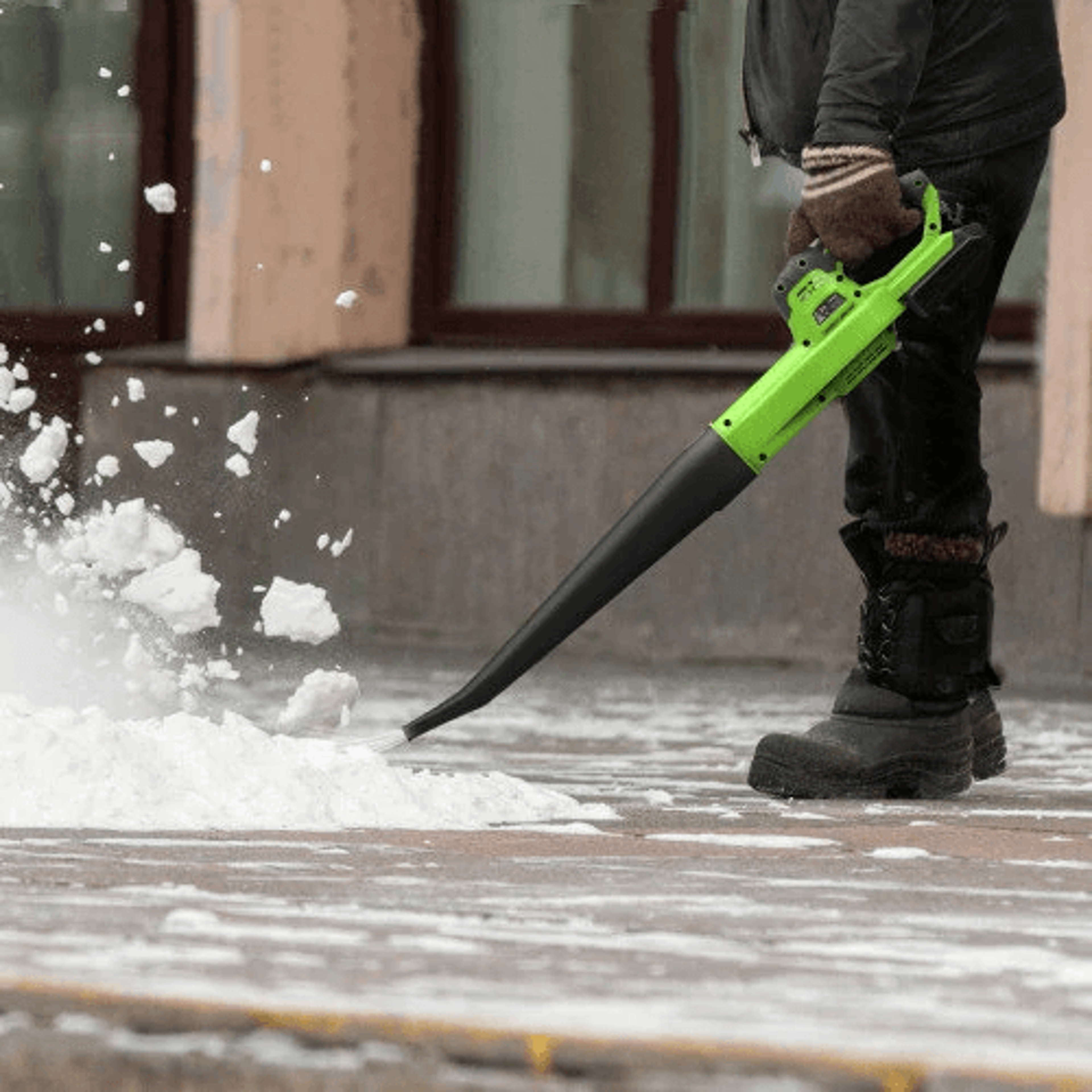 Portable Electric Blower With Brushless Motor And MAX Battery 1