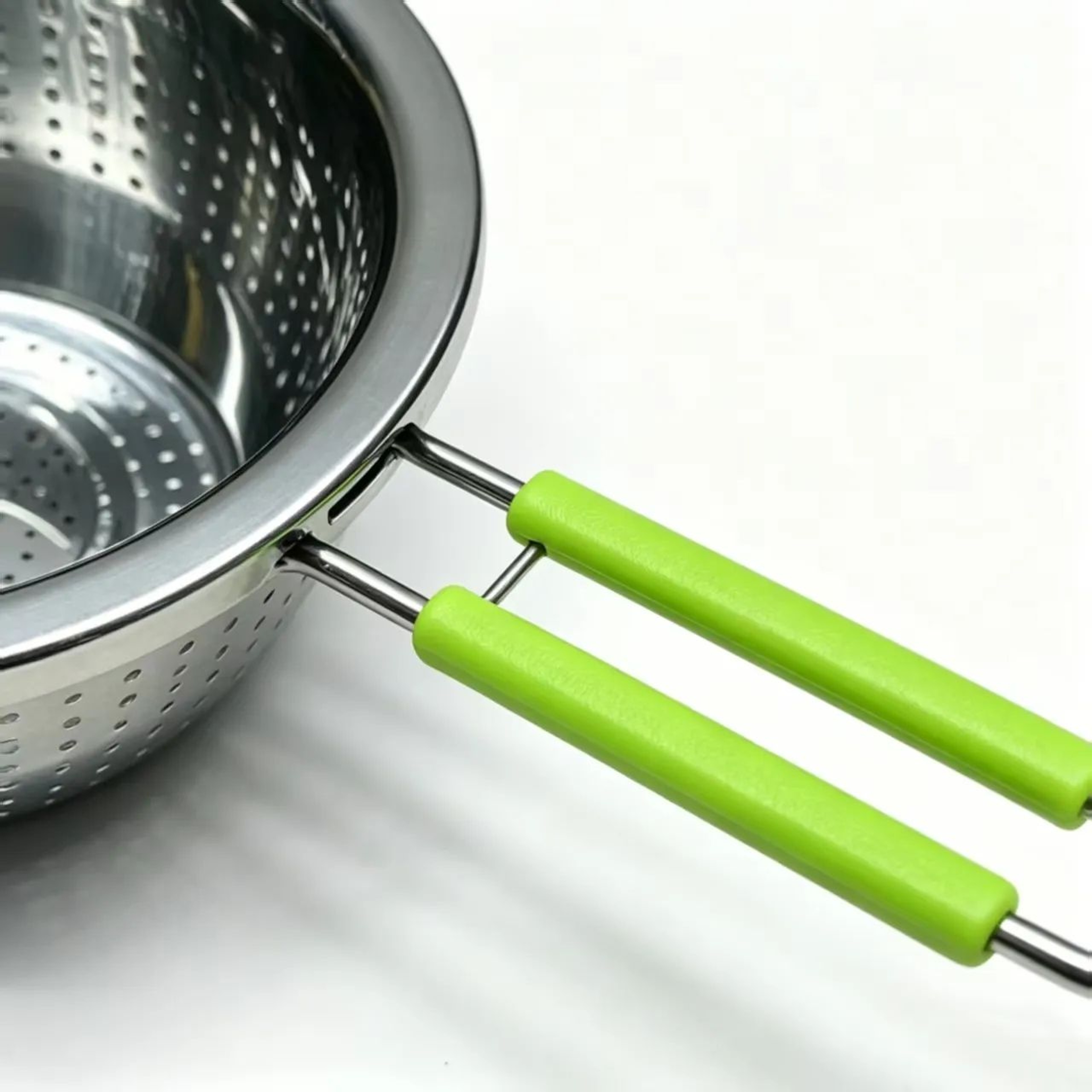 Stainless Steel Mesh Fruit Basket With Single Handle For Kitchen Counter Storage 5