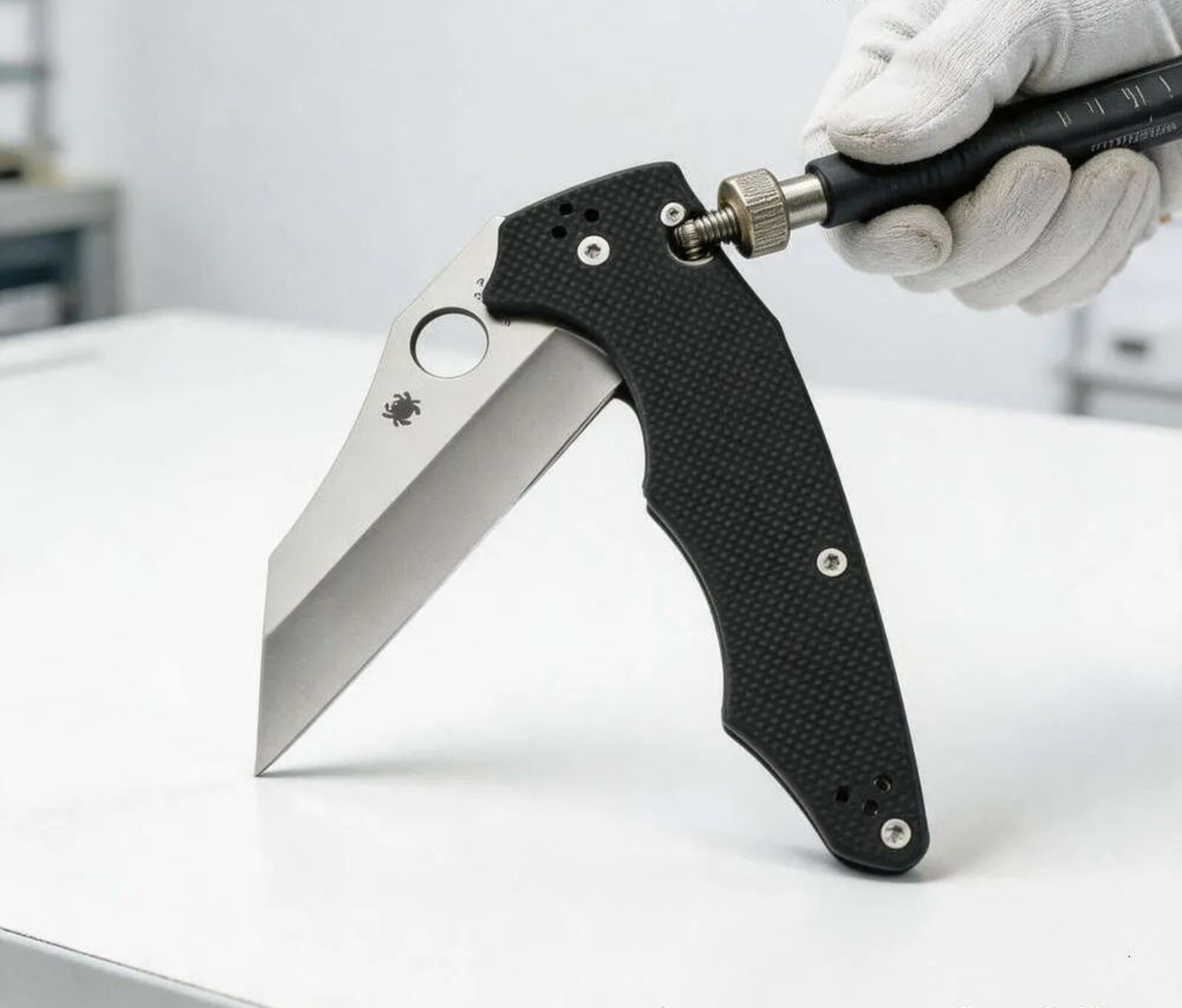 Tactical Folding Knife Set With Multi Color Handles For Outdoor Camping 3