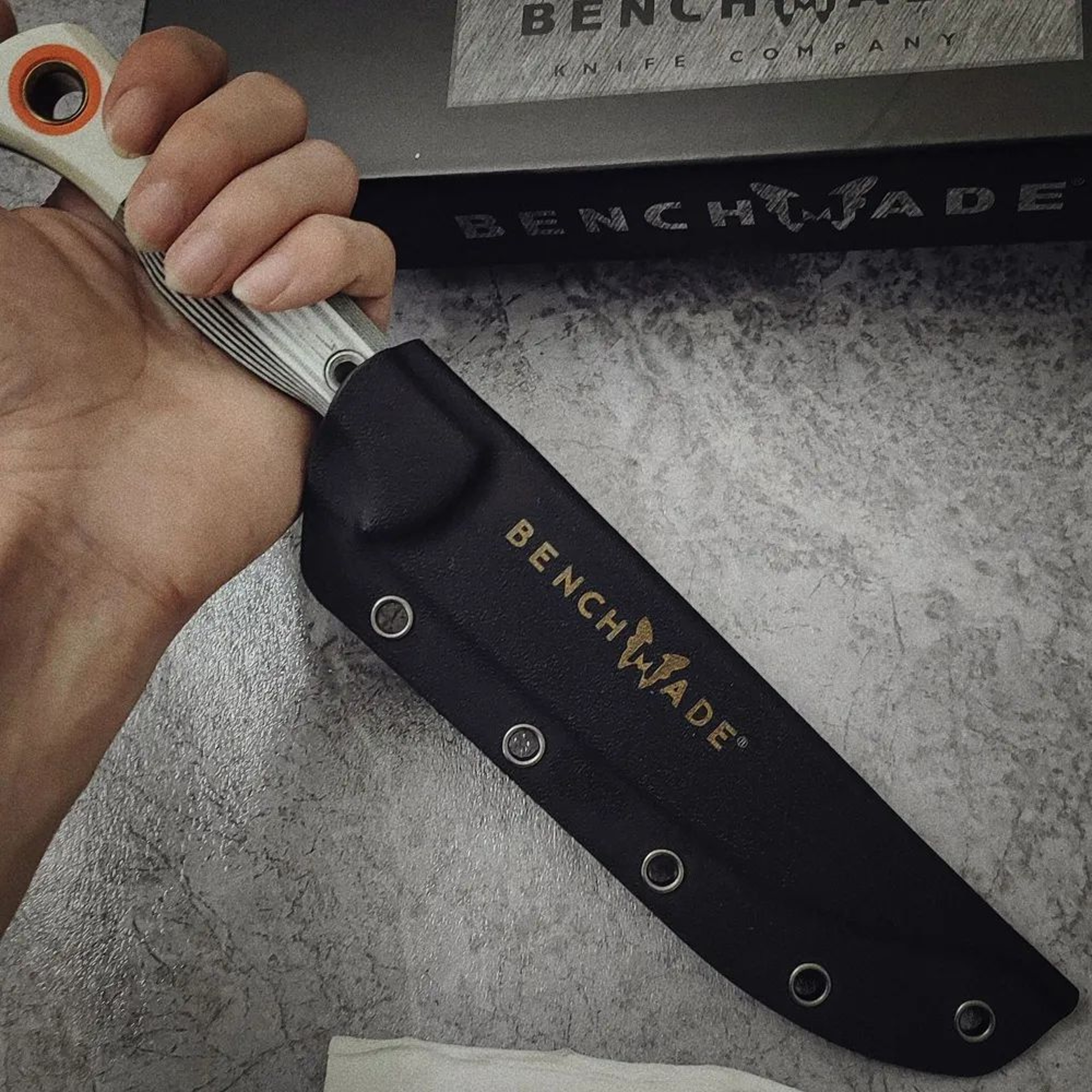 Steel Fixed Blade Hunting Knife With Full Tang Handle And Kydex Sheath 2