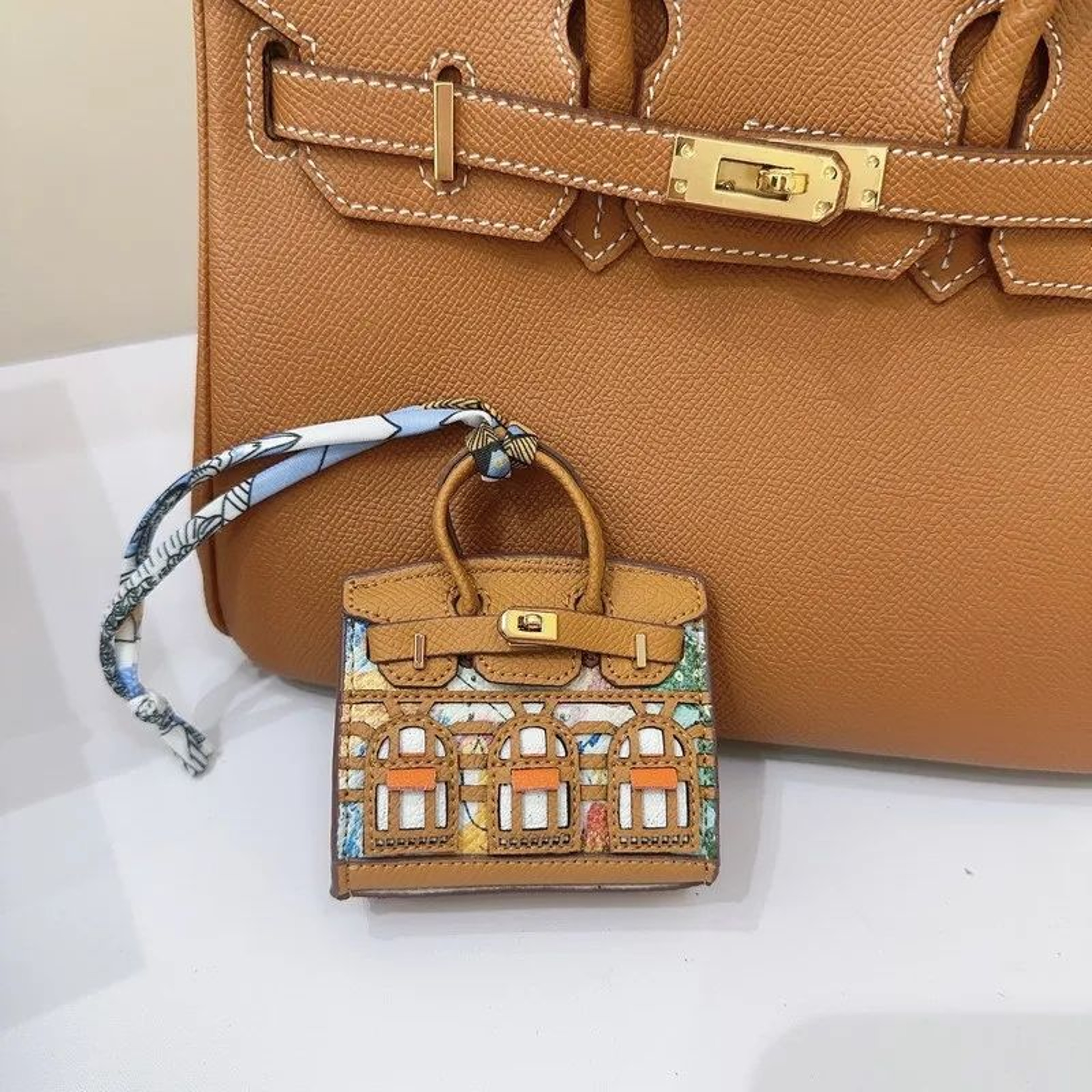 Mini House Keychain Pendant With Microfiber Pouch For Keys And Bags 7