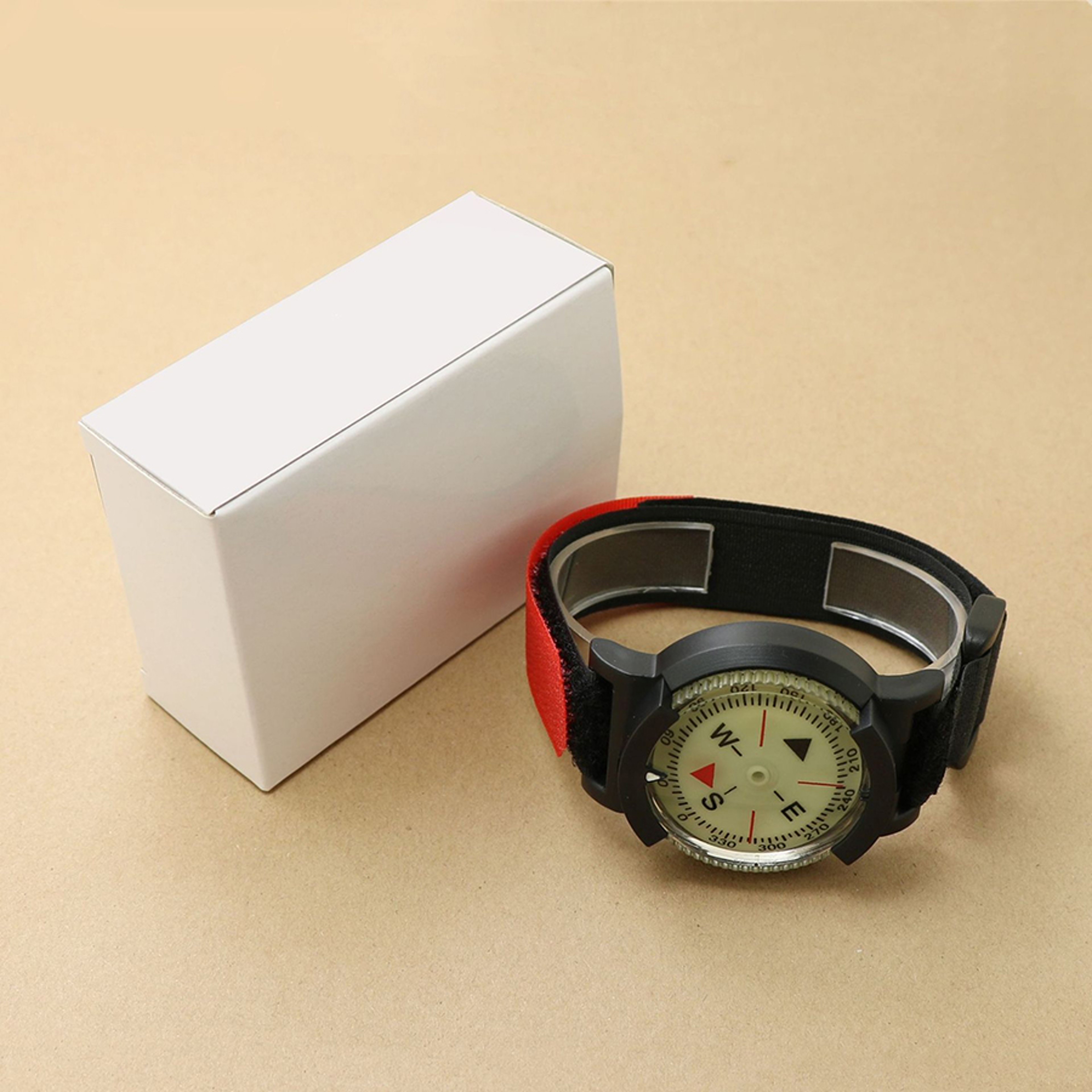Professional Diving Compass Watch Waterproof Navigation Gear with Night Light – view 5