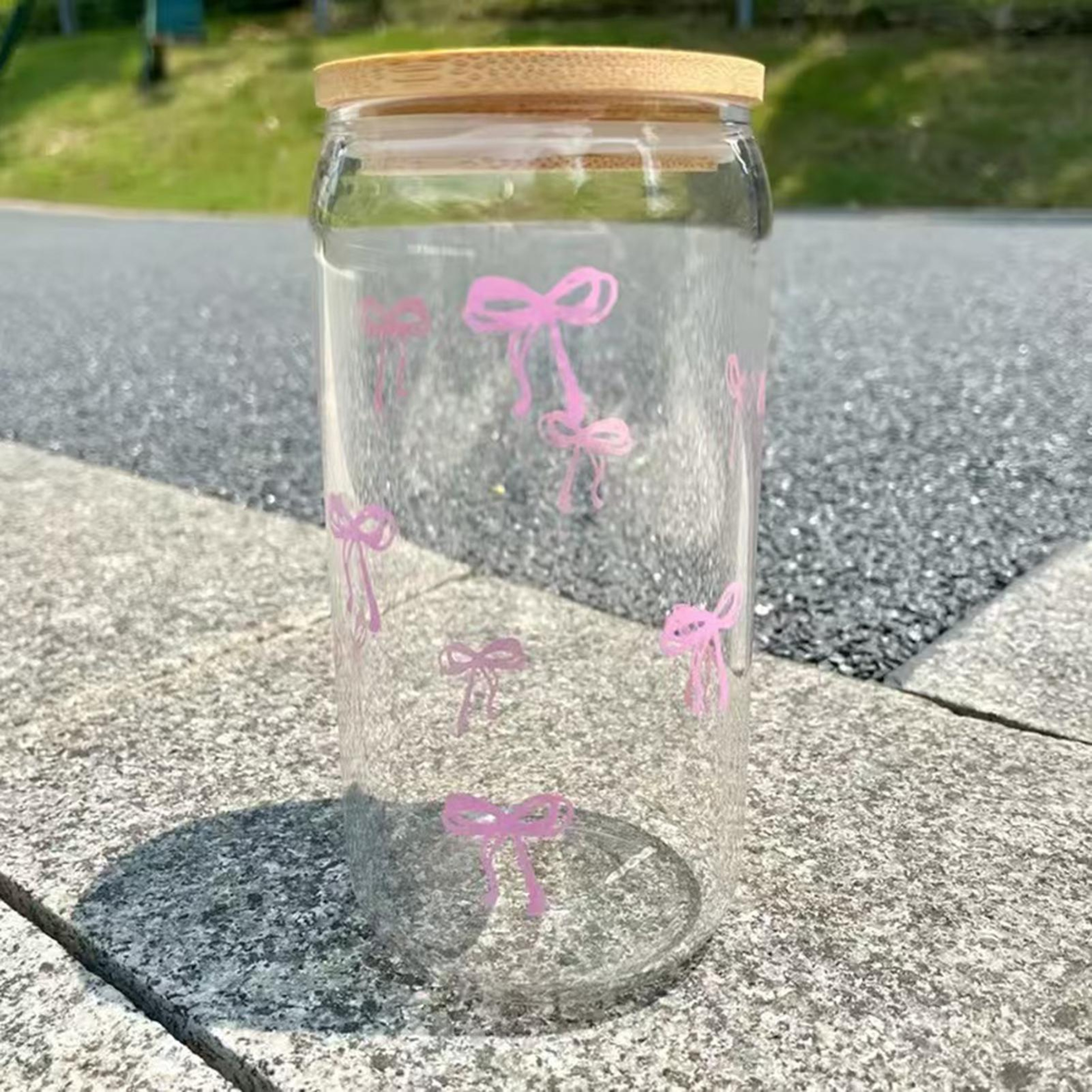 Bow Shape Glass Tumbler with Lid and Straw Cute Aesthetic Iced Coffee Cup – view 3
