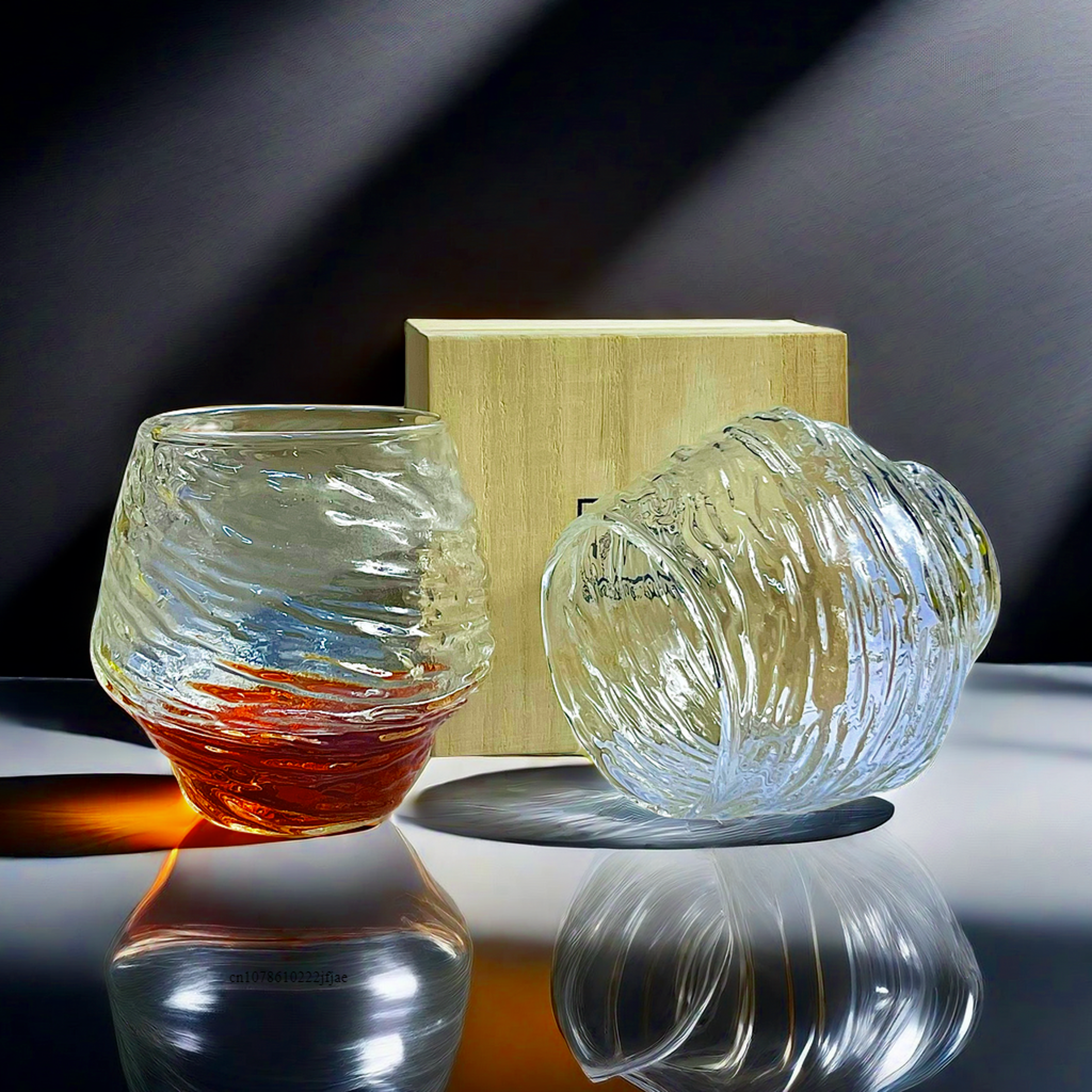 Japanese Style Hammered Whiskey Glass Retro Textured Whisky Tumbler for Brandy Cognac and Cocktails – view 3