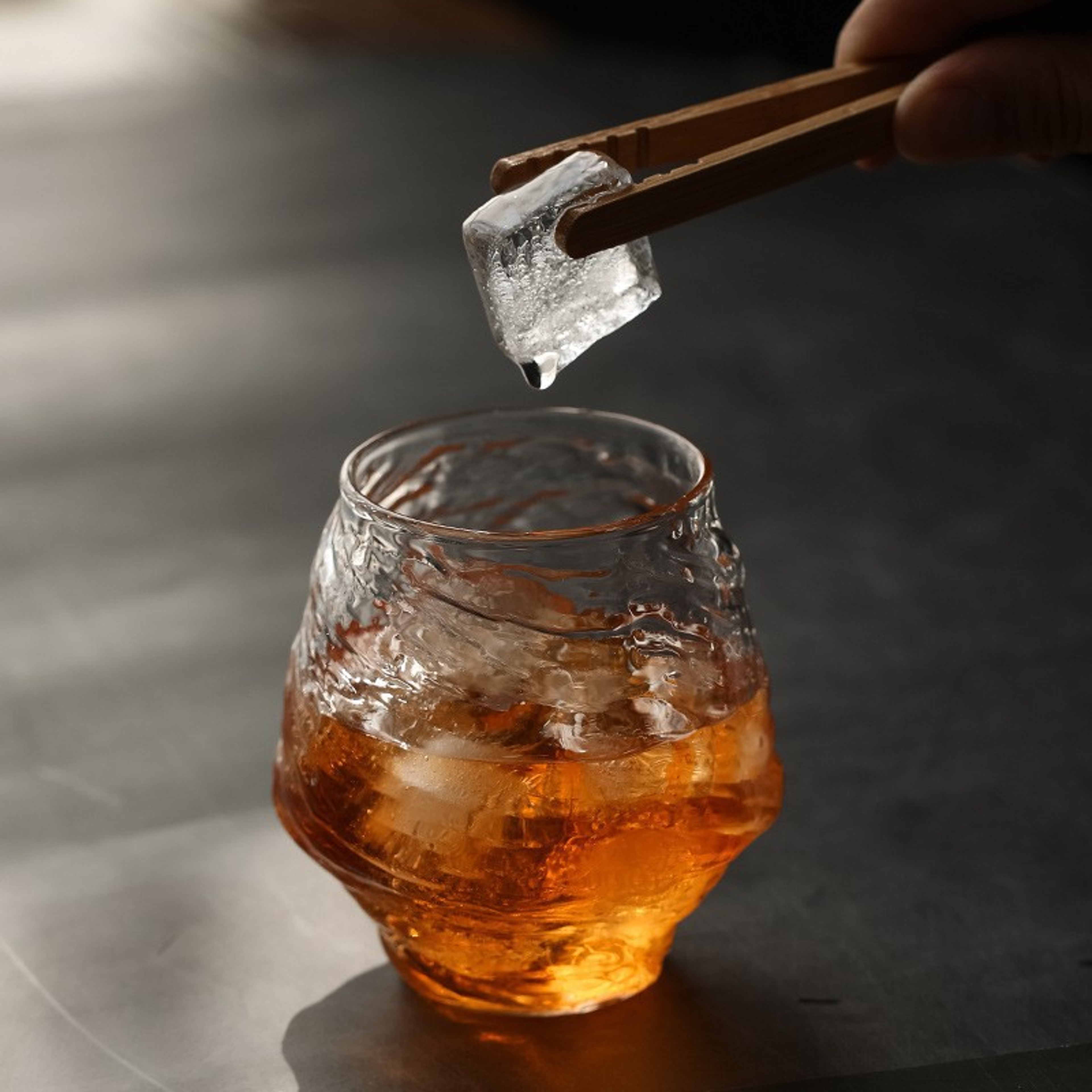 Japanese Style Hammered Whiskey Glass Retro Textured Whisky Tumbler for Brandy Cognac and Cocktails – view 4