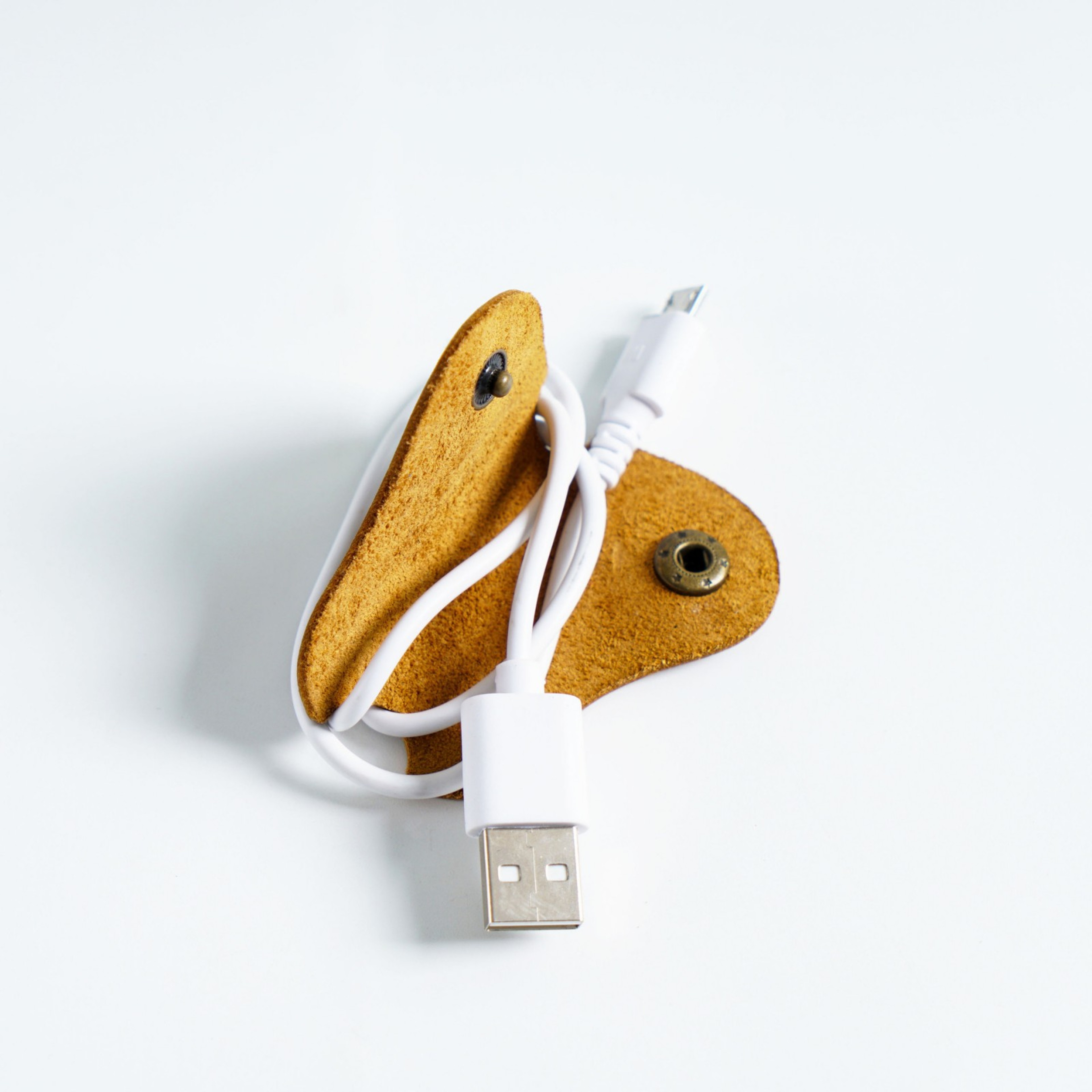 Leather Cable Organizer Cord Holder and Reusable Cable Straps for Desk and Travel – view 2