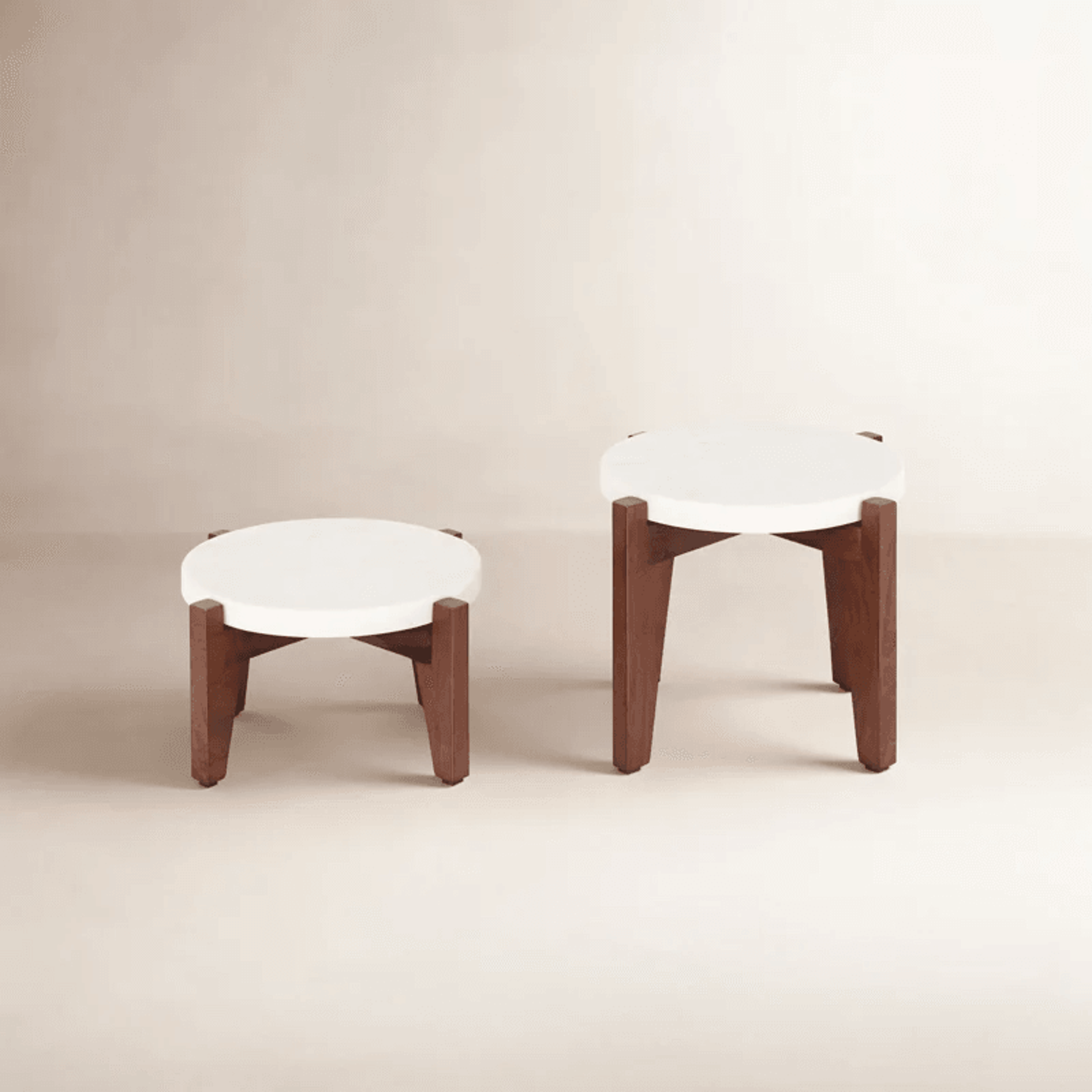 Round Marble Plant Stand Set Of 2 With Mango Wood Bases 16