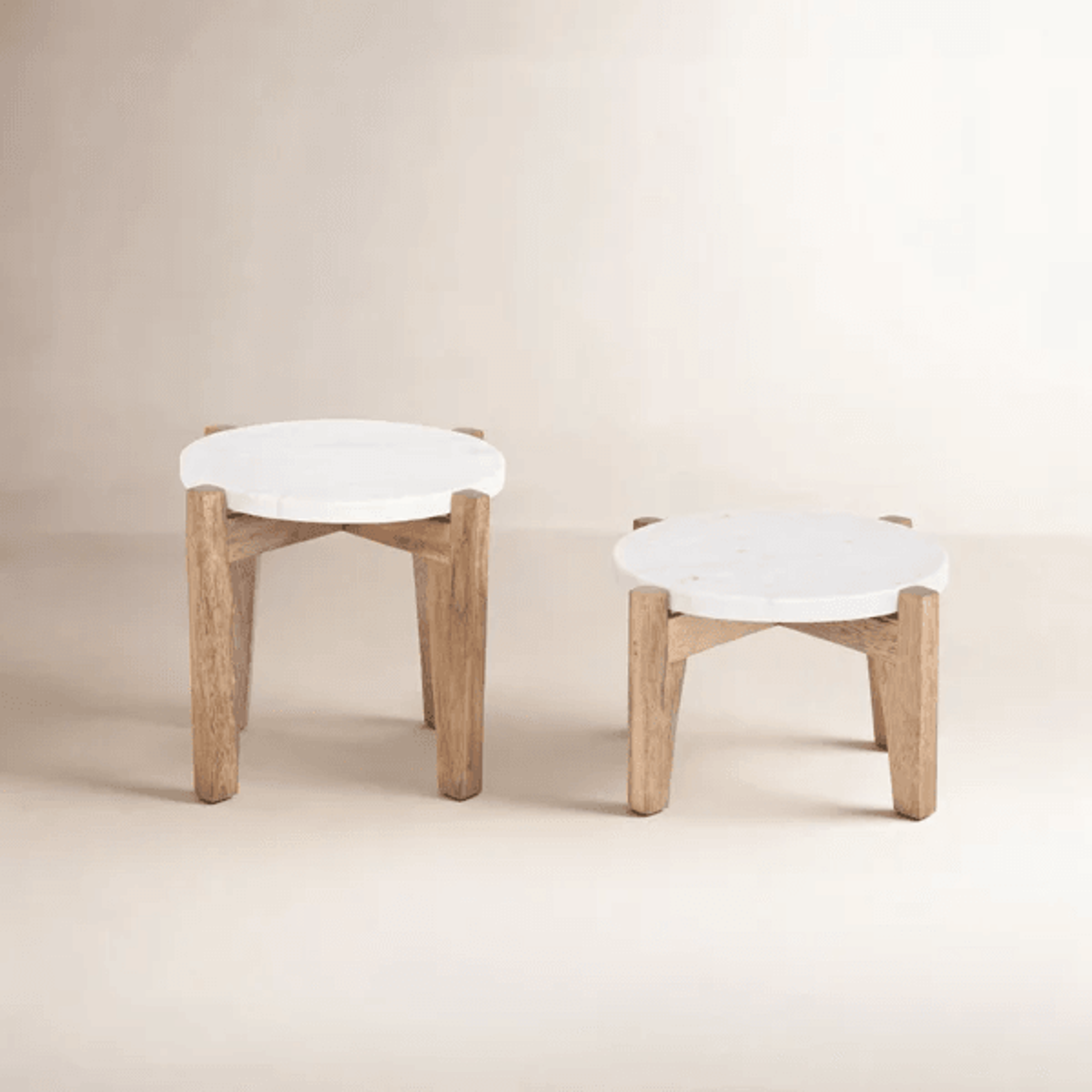 Round Marble Plant Stand Set Of 2 With Mango Wood Bases 15