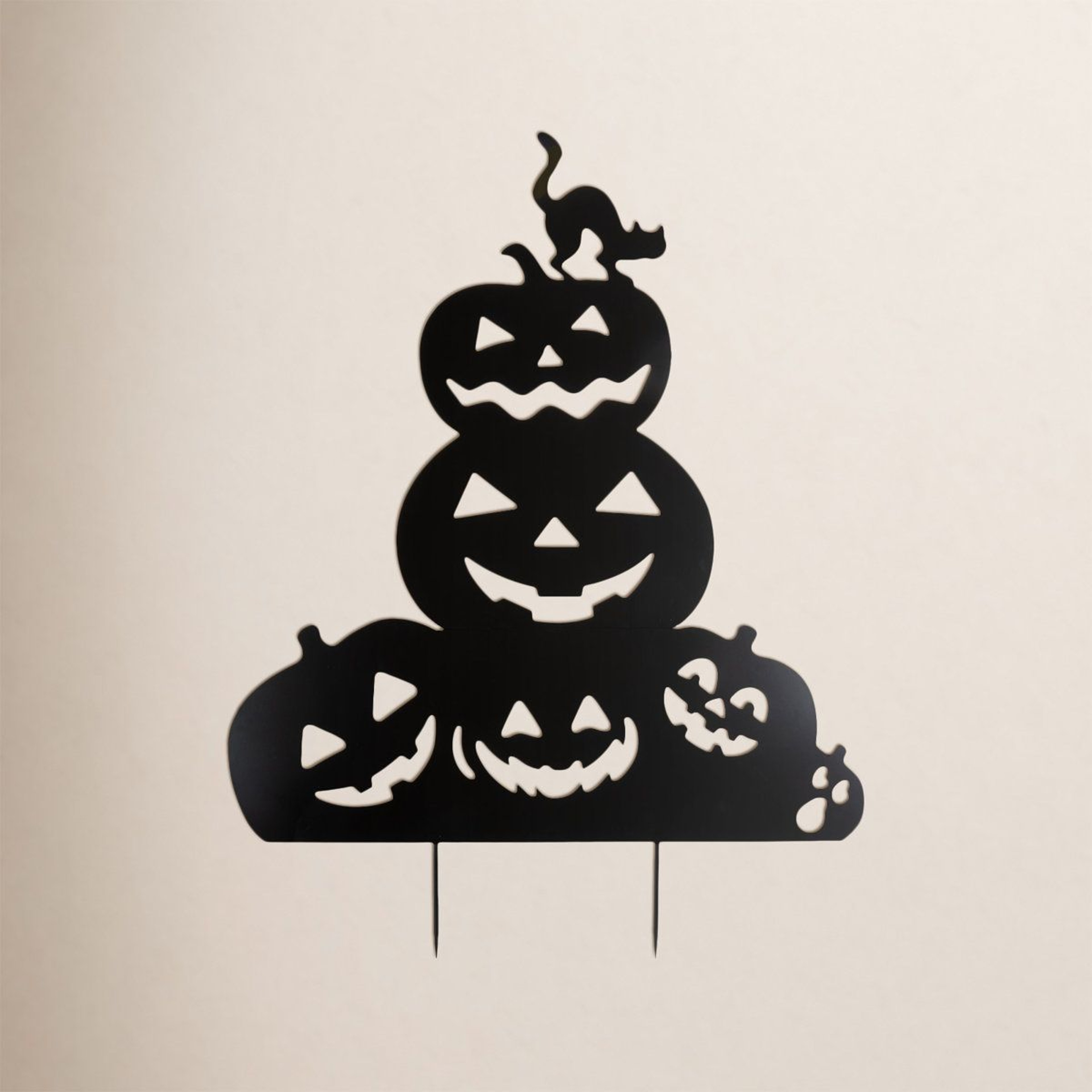 Metal Pumpkin And Cat Silhouette Yard Stake For Outdoor Halloween Decor 0