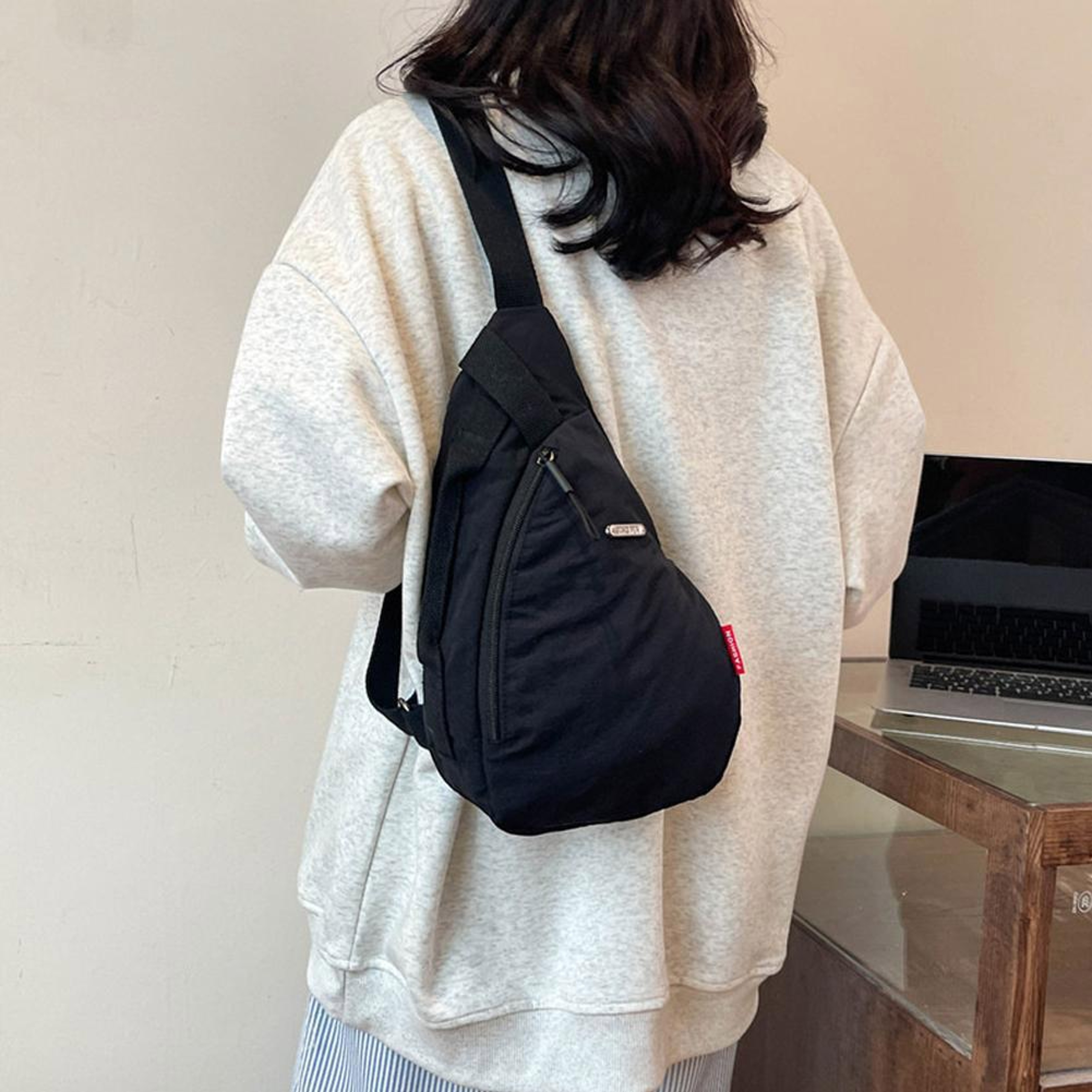 Large Capacity Chest Bag For Men Women Crossbody Sling Bag For Travel Cycling Hiking 5