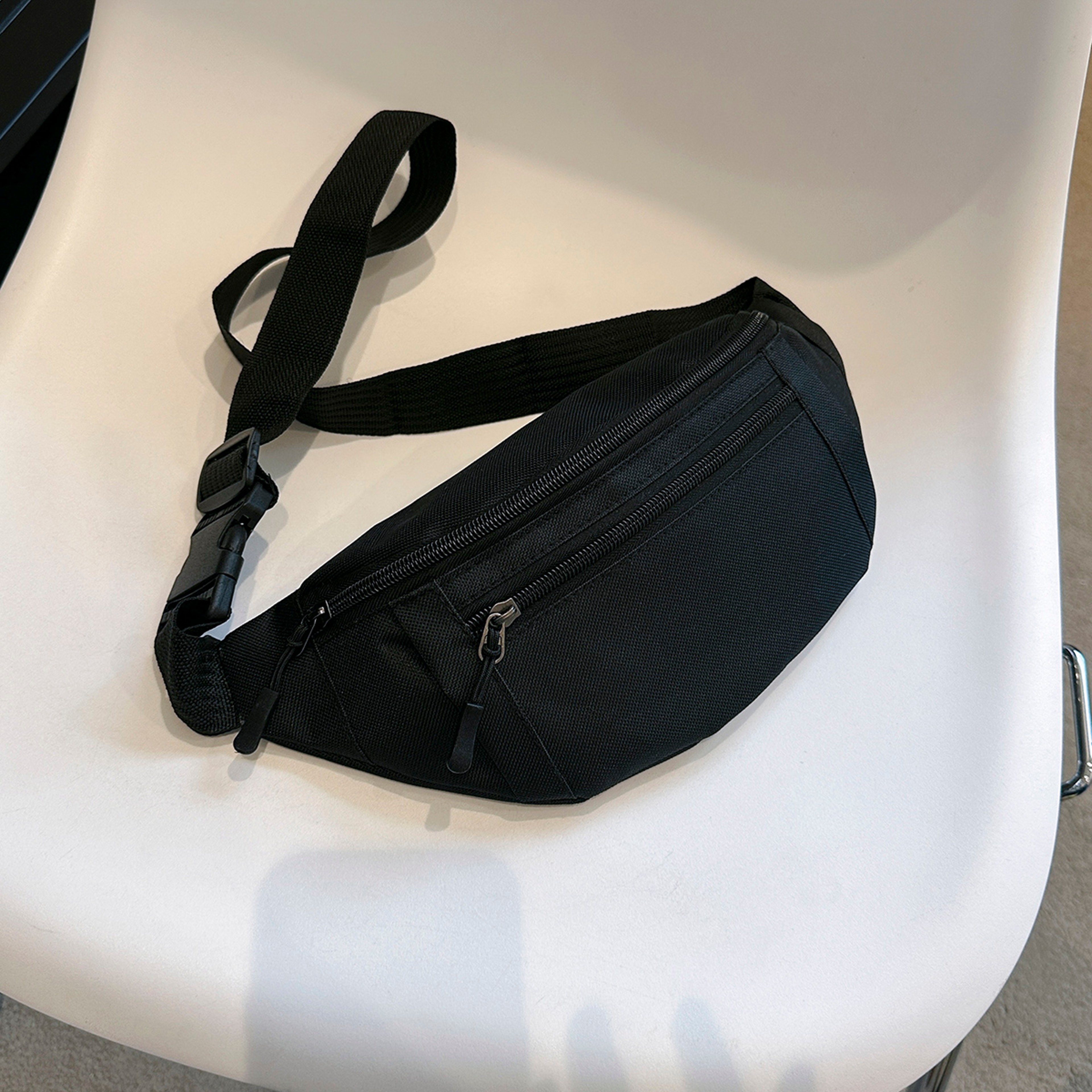 Running Belt Bag Large Capacity Fanny Pack Crossbody Waist Bag For Travel Running Workout Festival 7