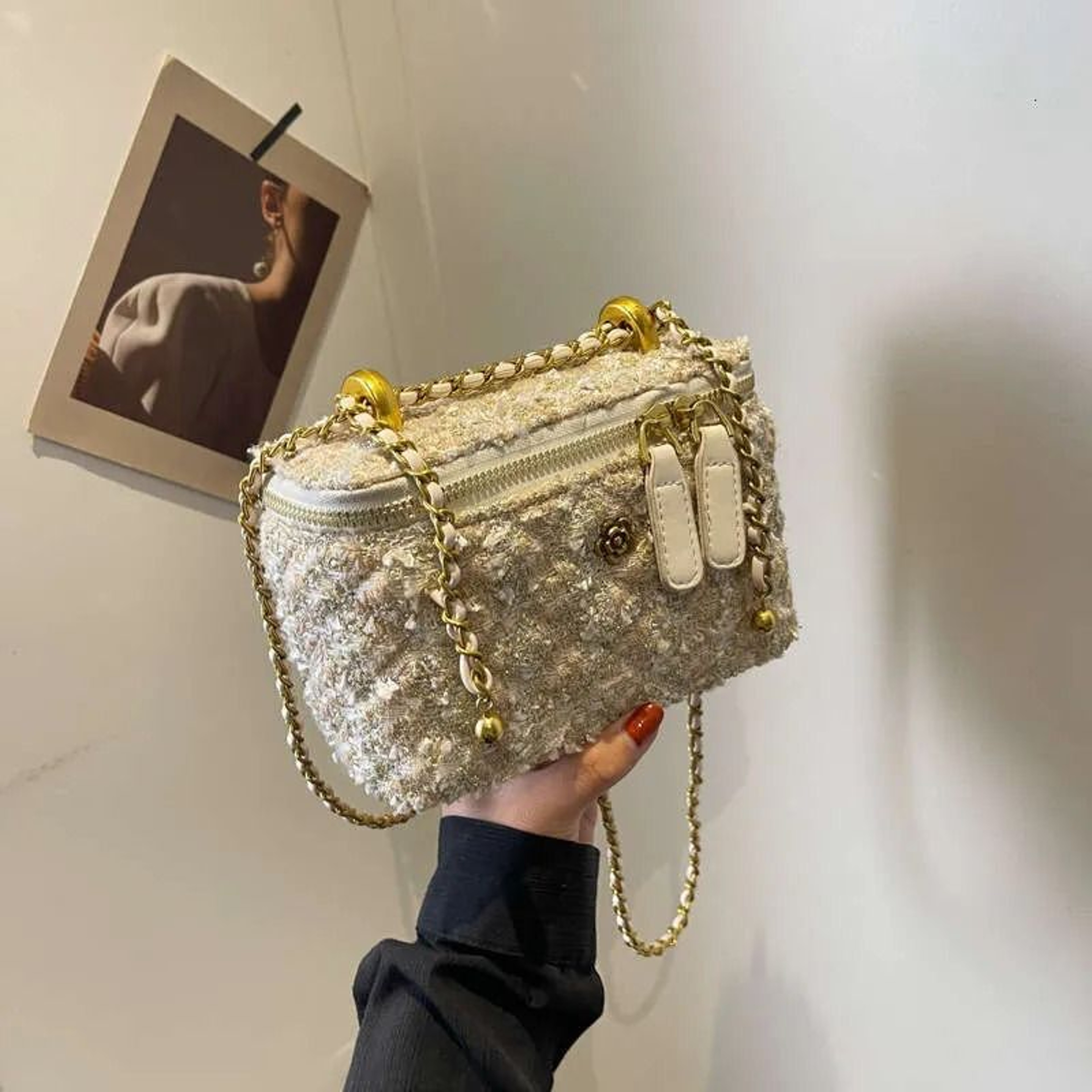 Luxury Bag Chain Small Wool Handbag For Women Versatile Crossbody Box Bag  New Style 5