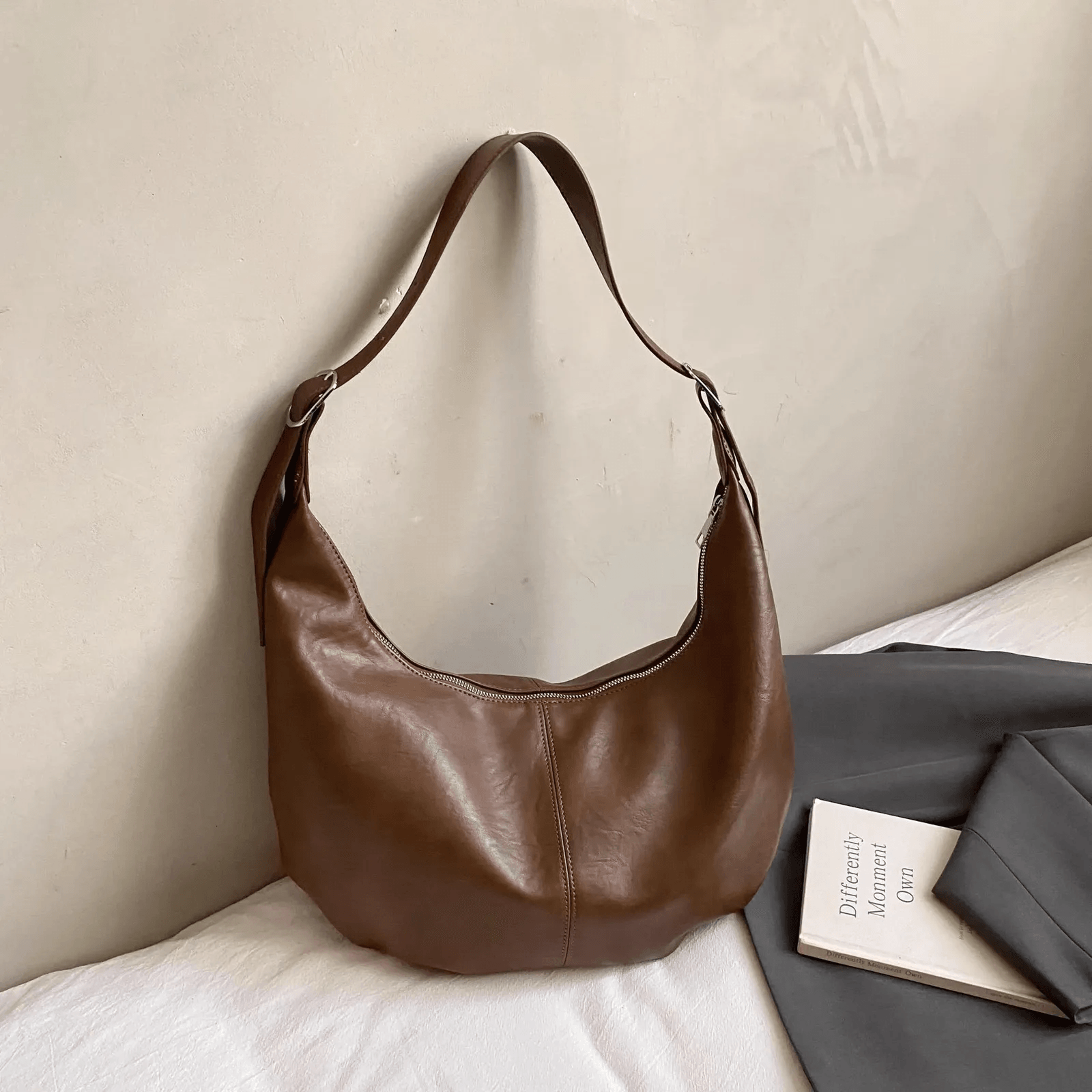 Vintage PU Leather Half Moon Shoulder Bag For Women 2