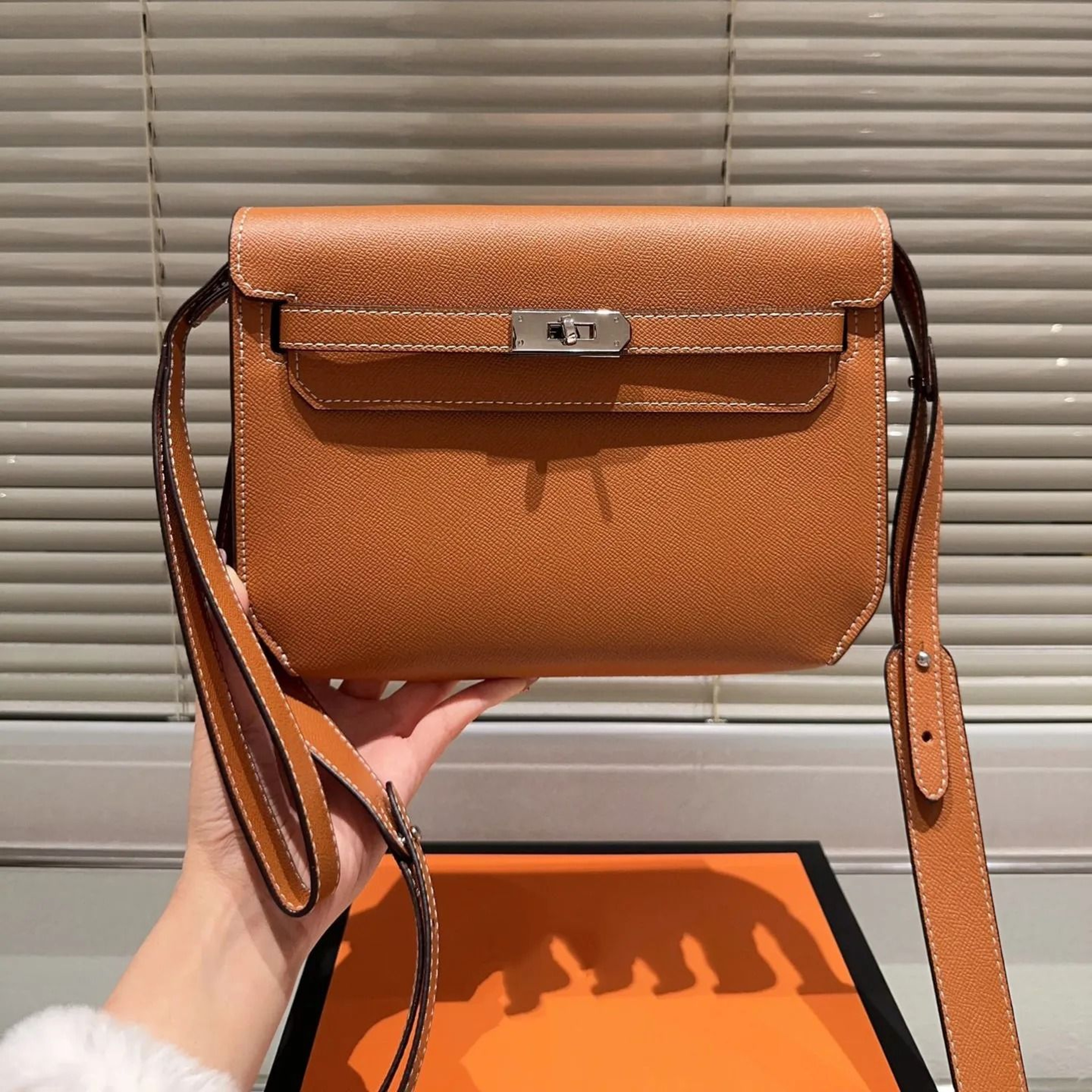 Unisex Large Capacity Crossbody Shoulder Bag 4