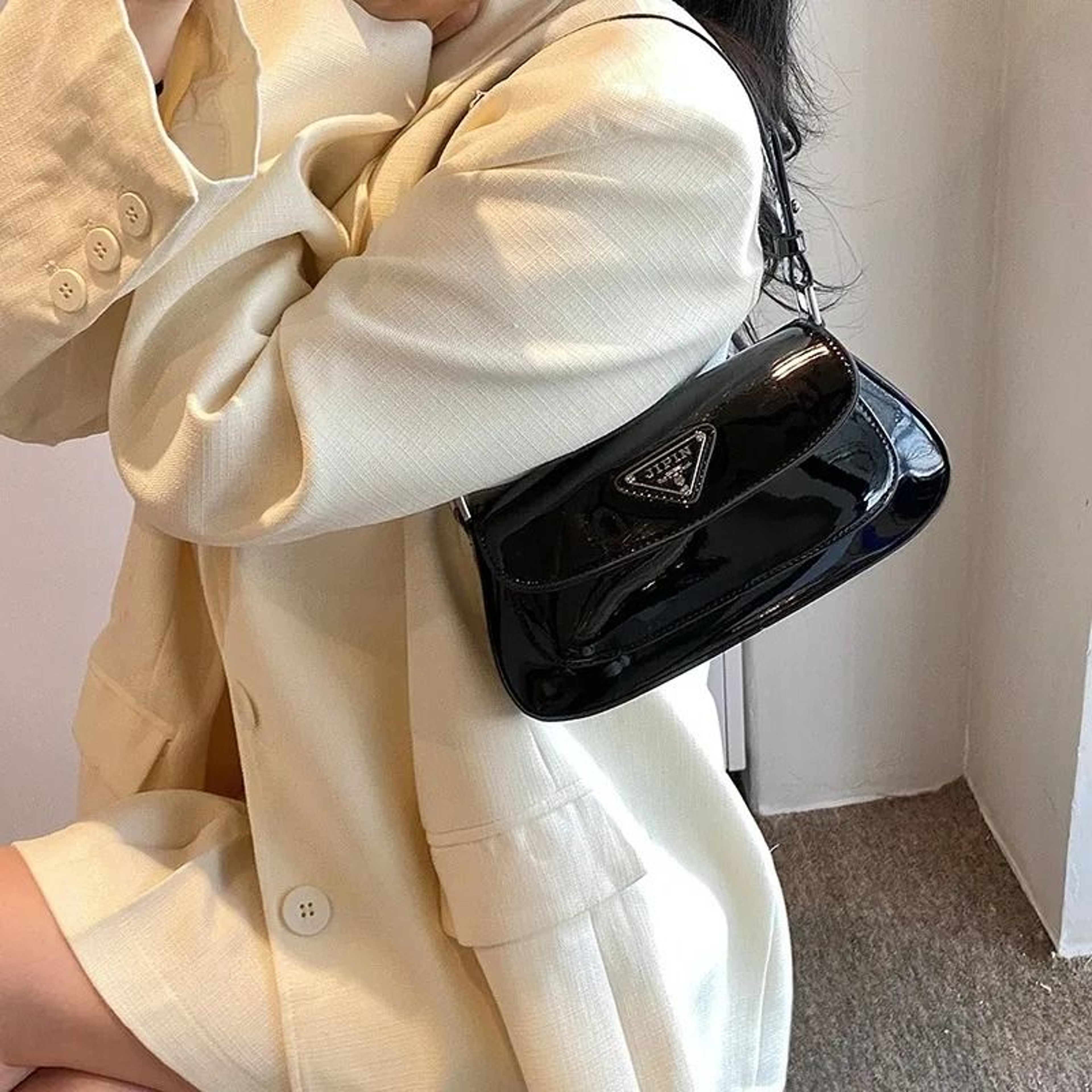 Stylish Glossy Women Shoulder Bag Crossbody Purse For Everyday Fashion 1