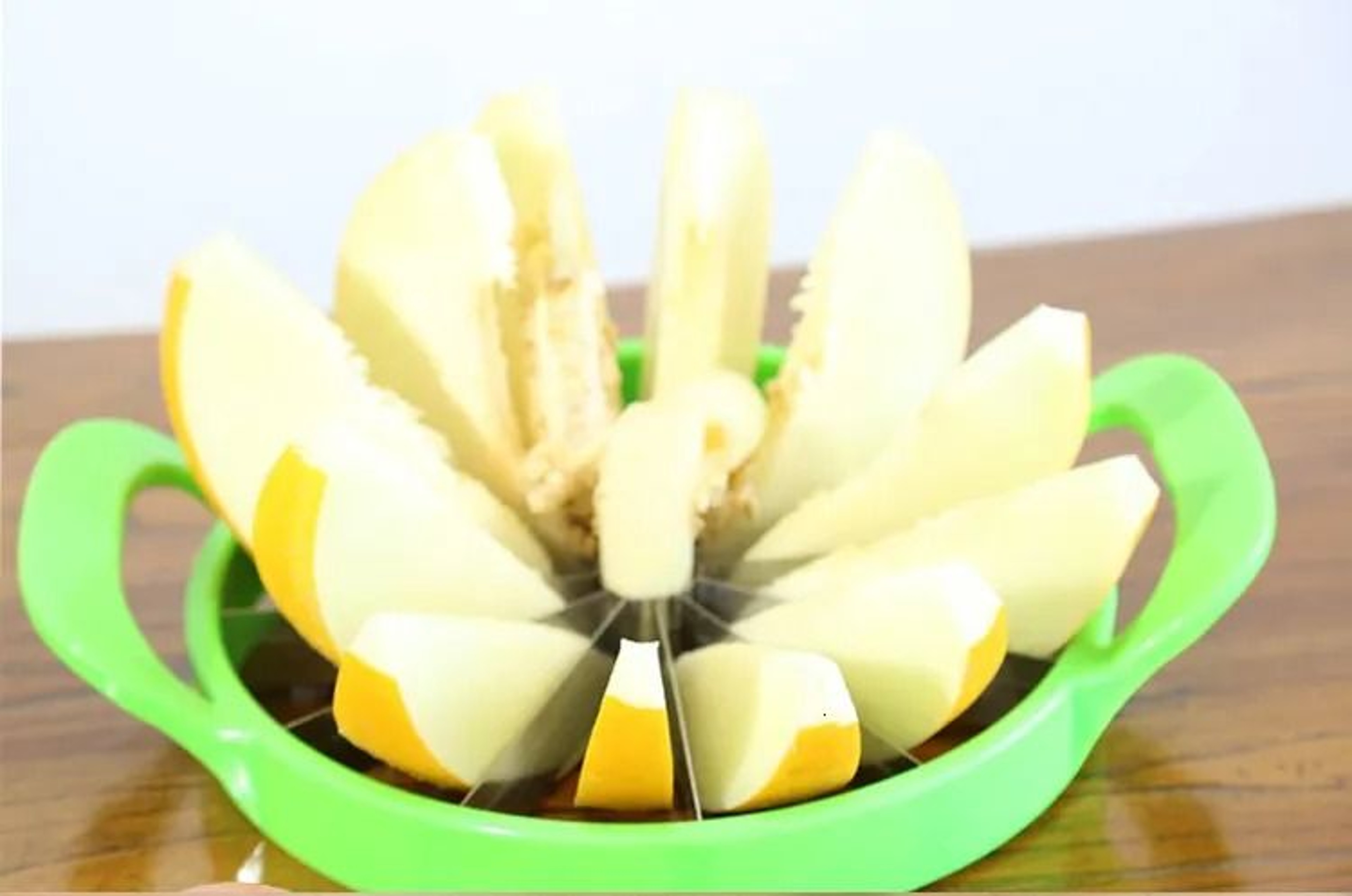 Watermelon Slicer Stainless Steel Fruit Cutter Melon Divider Kitchen Gadget 1