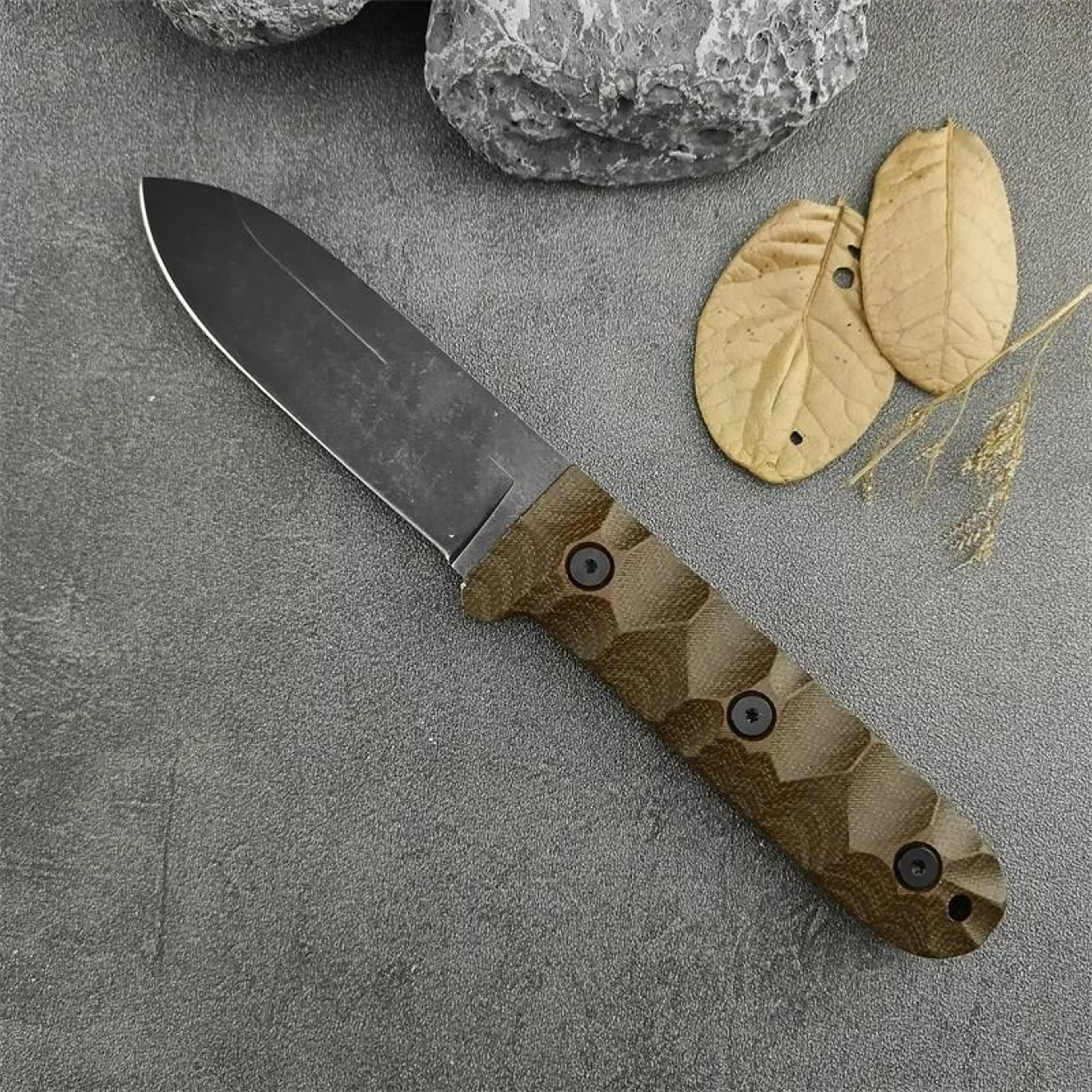 Fixed Blade Bushcraft Knife With Sheath 0
